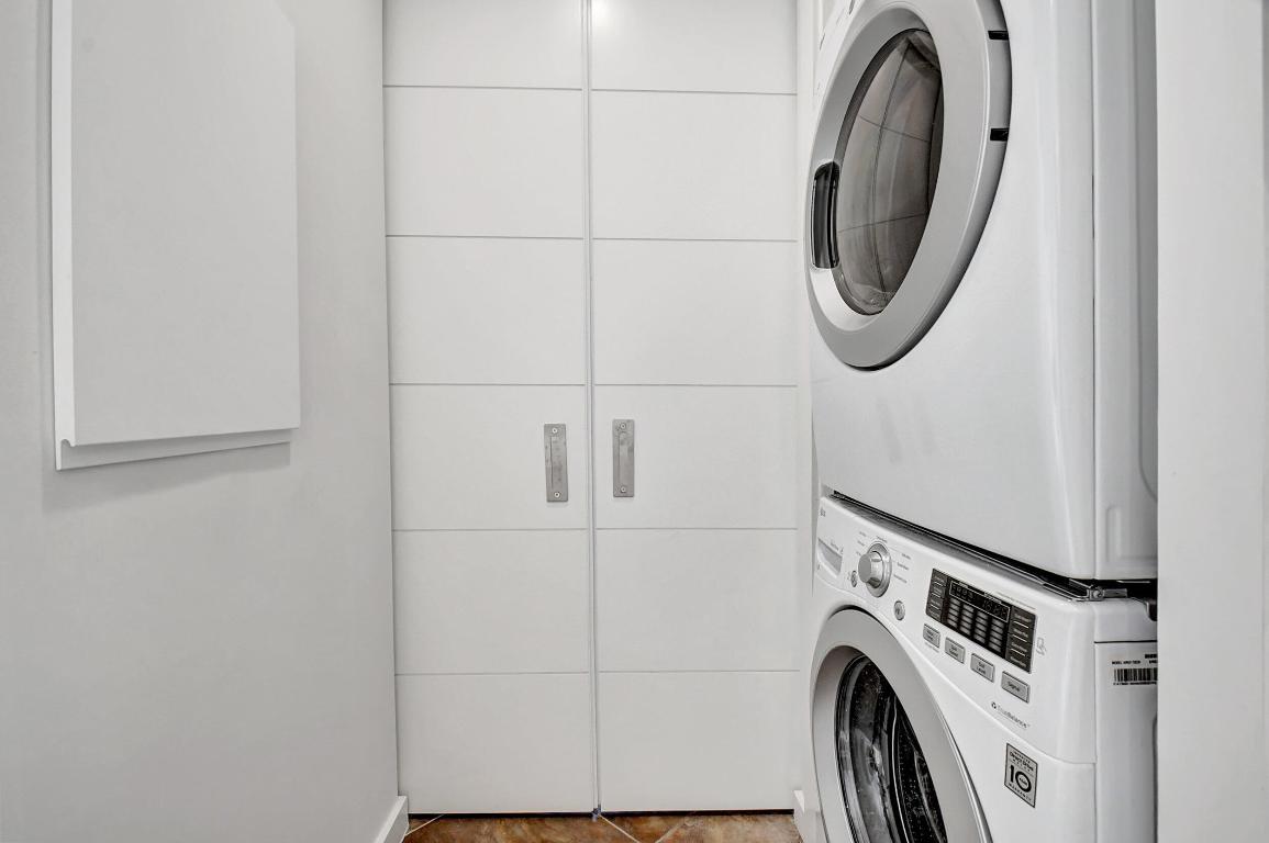 335 SE 6th Avenue 306, Delray Beach Unit: 306