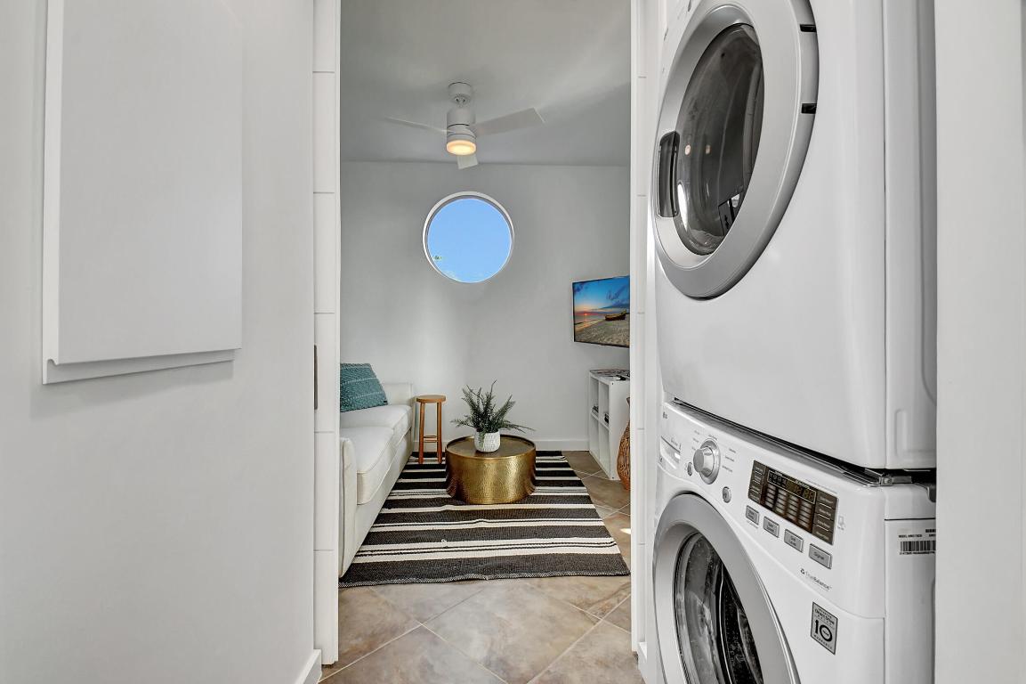 335 SE 6th Avenue 306, Delray Beach Unit: 306