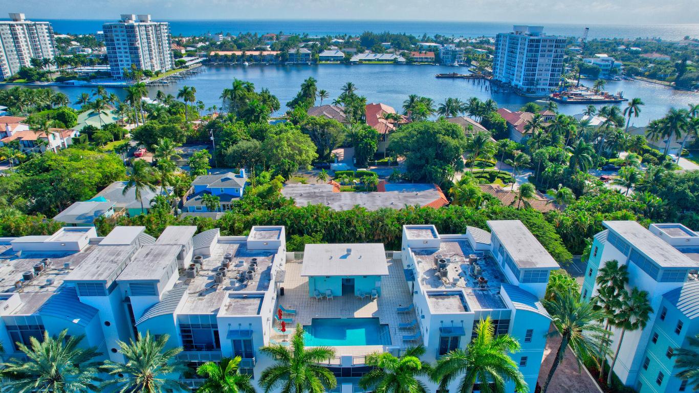 335 SE 6th Avenue 306, Delray Beach Unit: 306