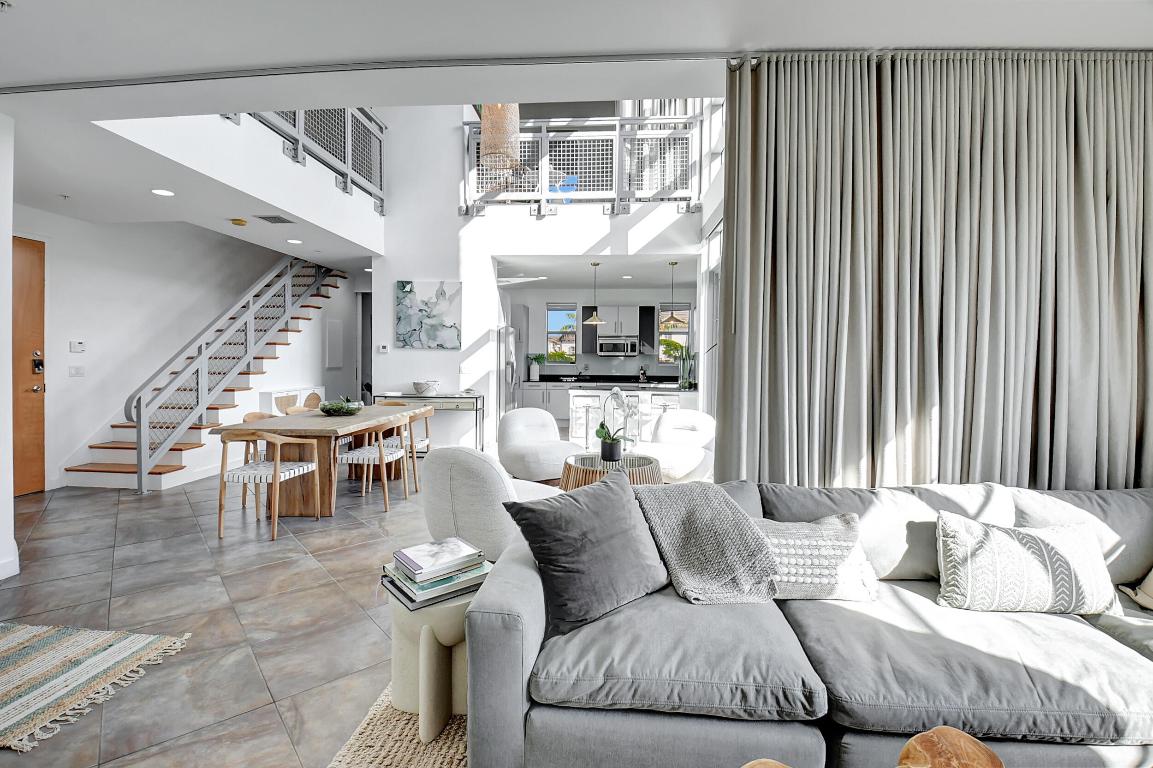 335 SE 6th Avenue 306, Delray Beach Unit: 306