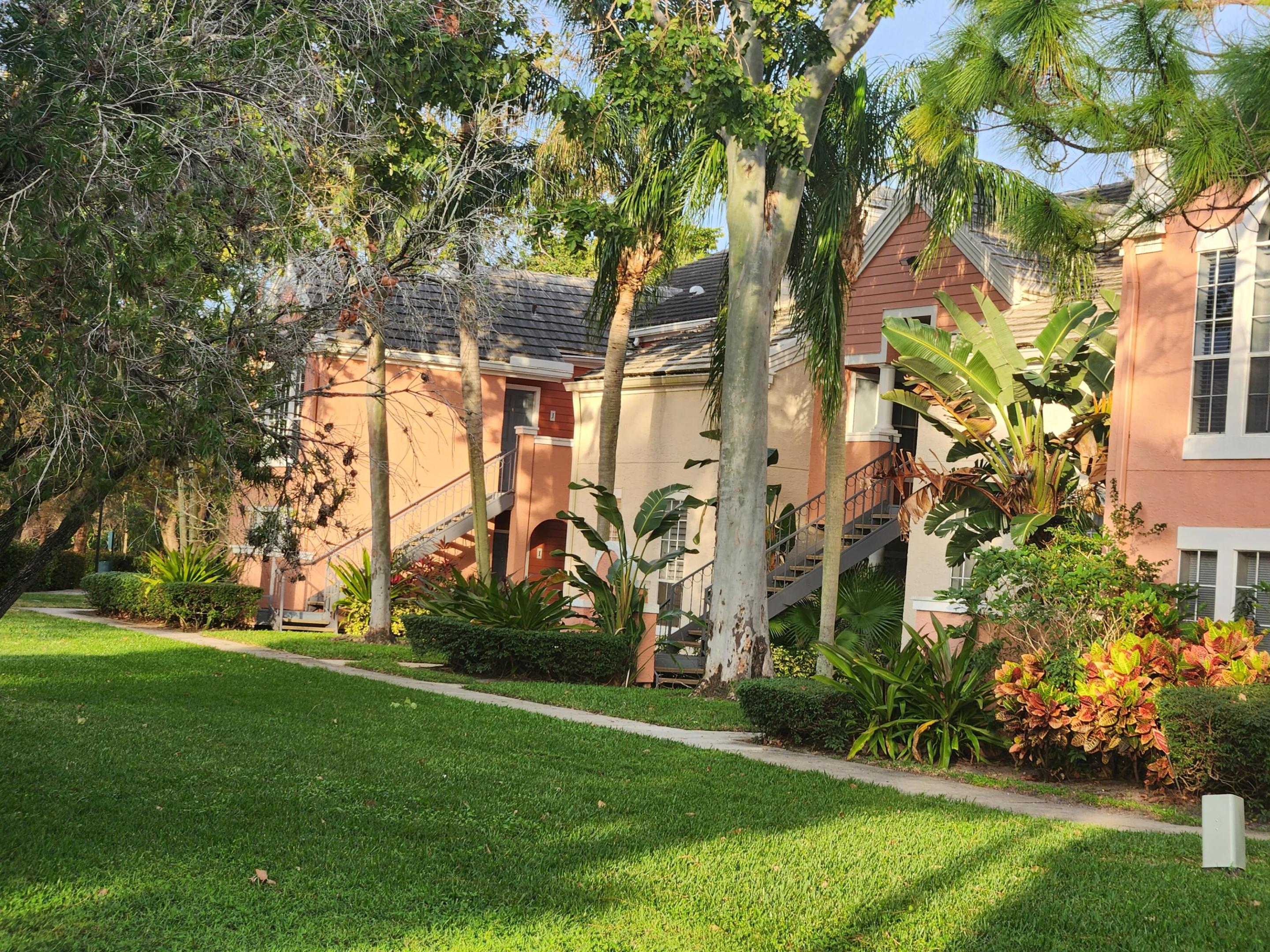 1165 Crystal Way L, Delray Beach Unit: L