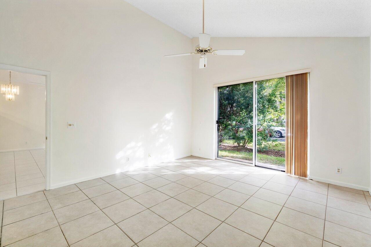 7689 Forest Green Lane, Boynton Beach