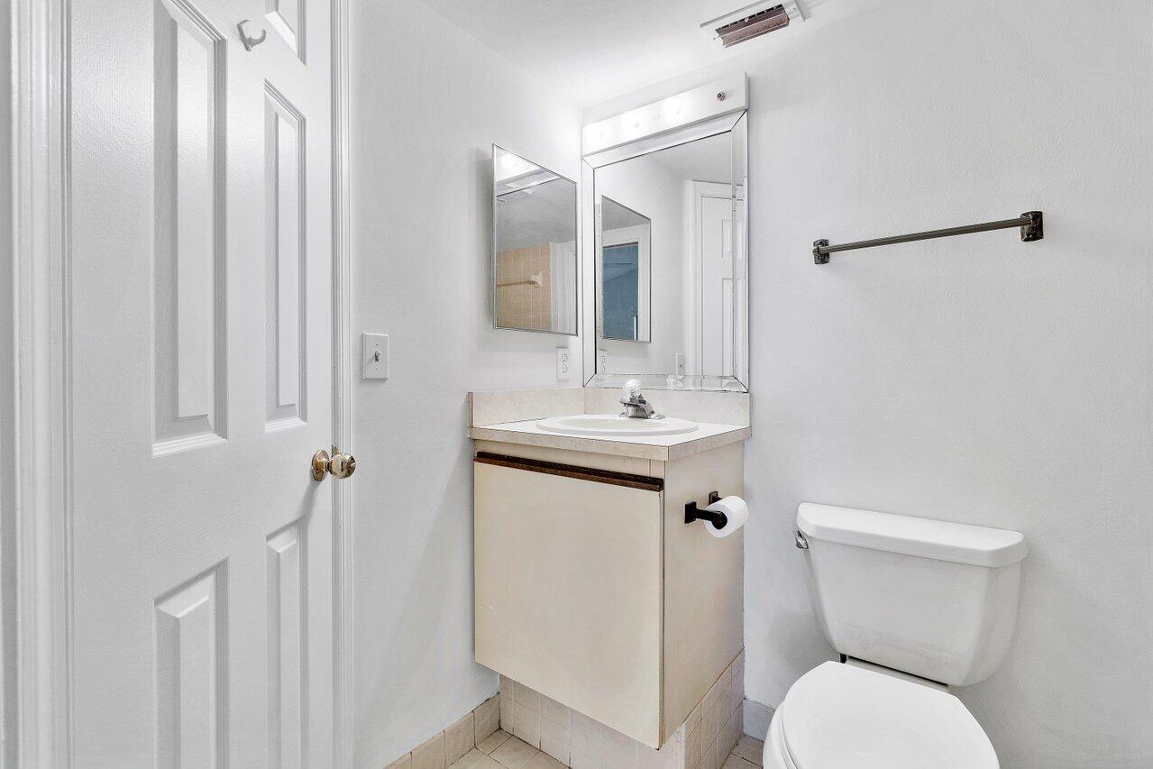 7689 Forest Green Lane, Boynton Beach