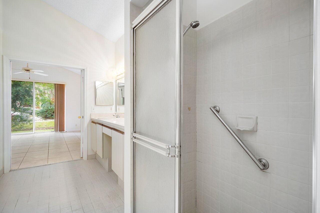 7689 Forest Green Lane, Boynton Beach