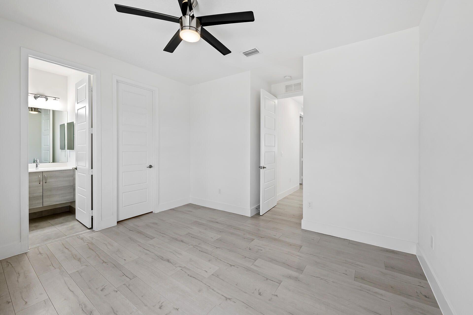 10510 Cobalt Court, Parkland