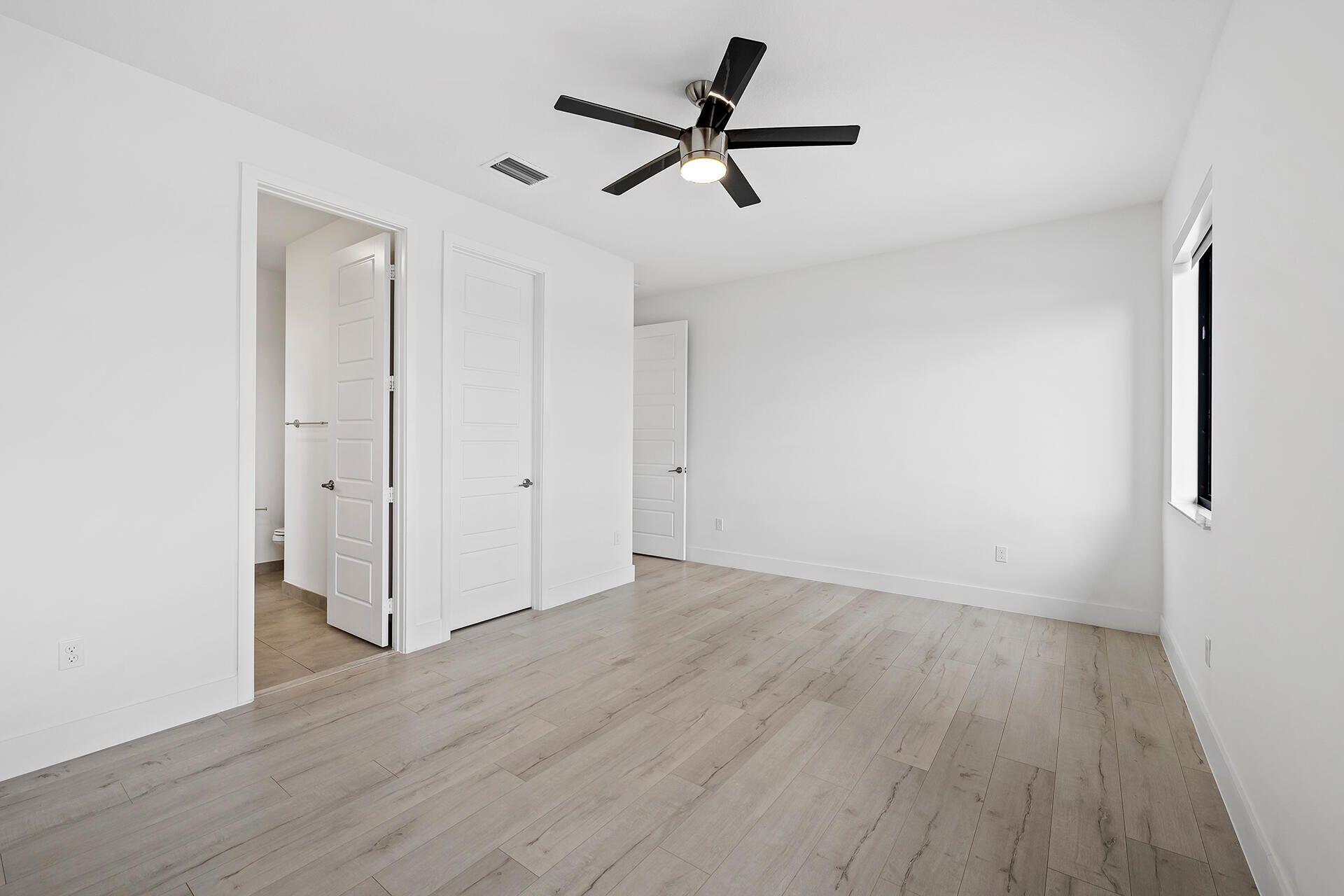 10510 Cobalt Court, Parkland