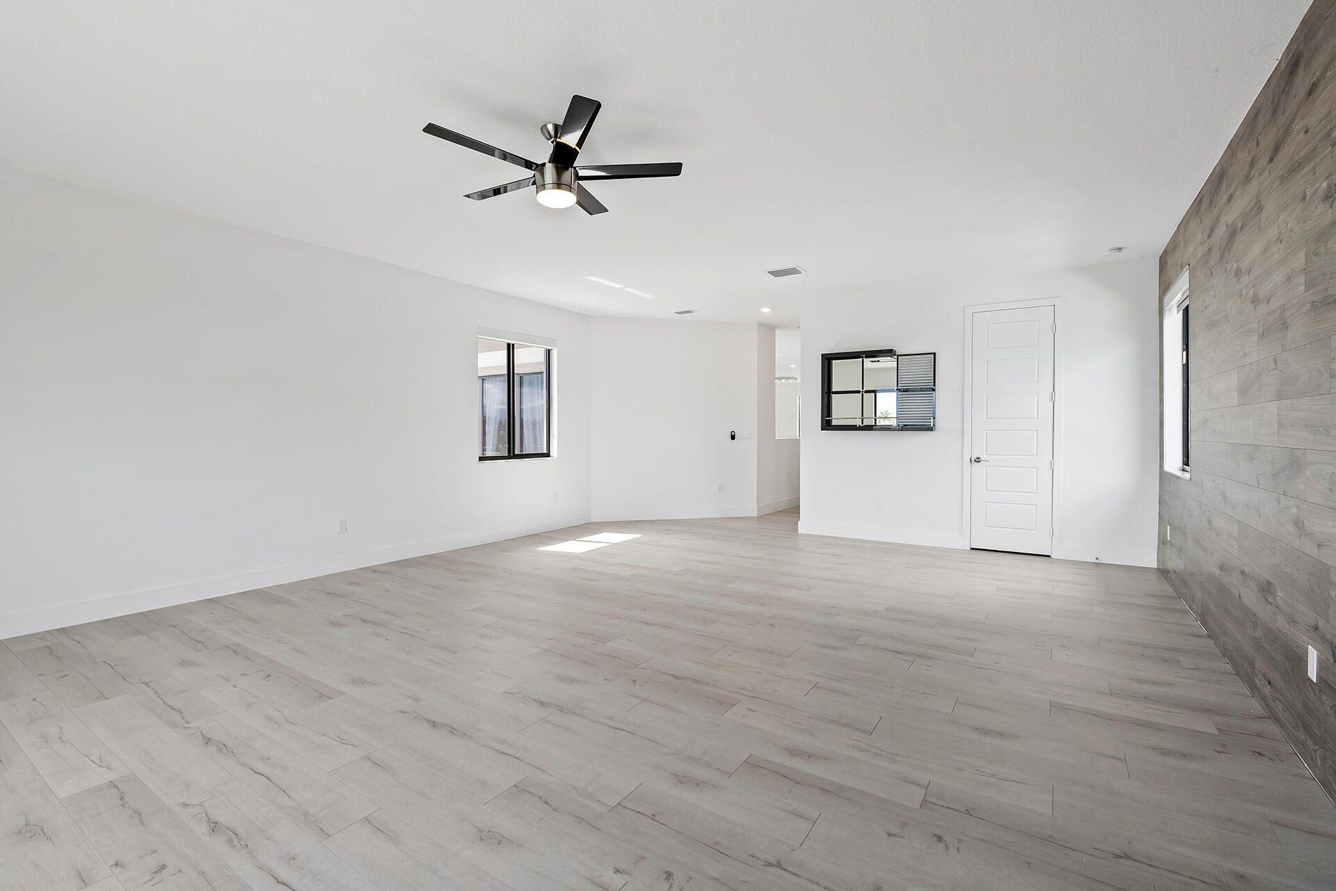 10510 Cobalt Court, Parkland