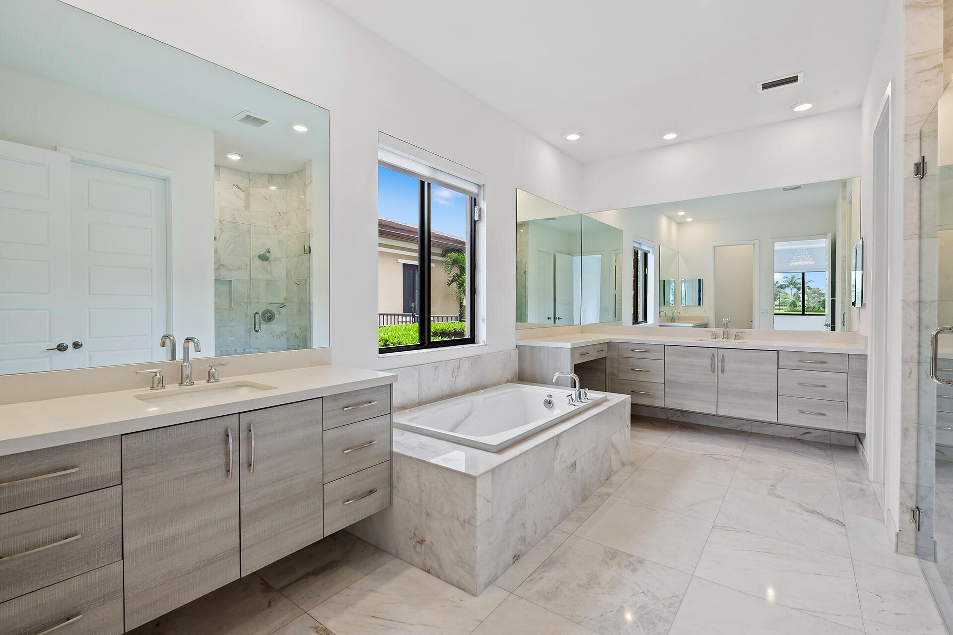 10510 Cobalt Court, Parkland
