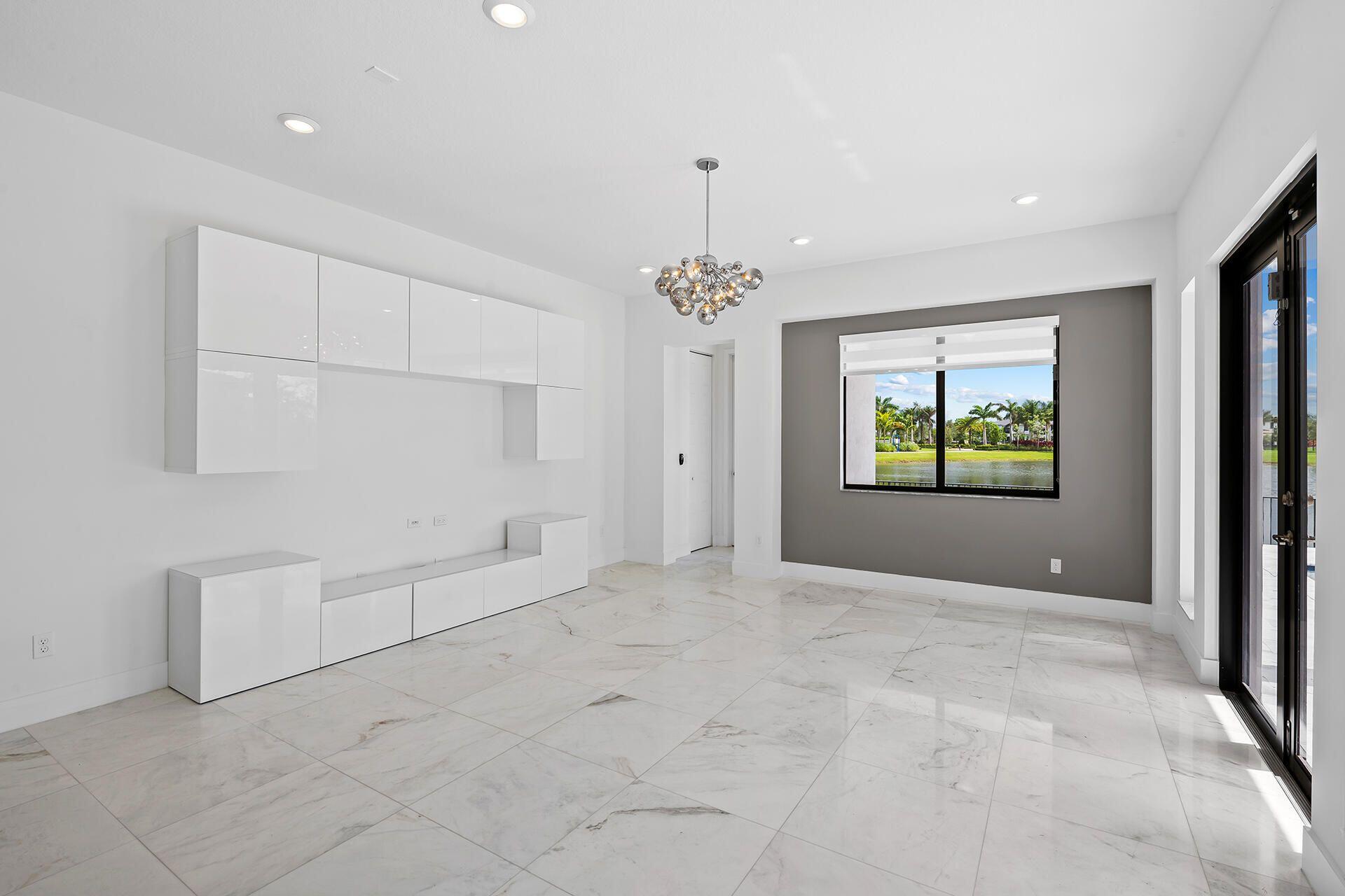 10510 Cobalt Court, Parkland