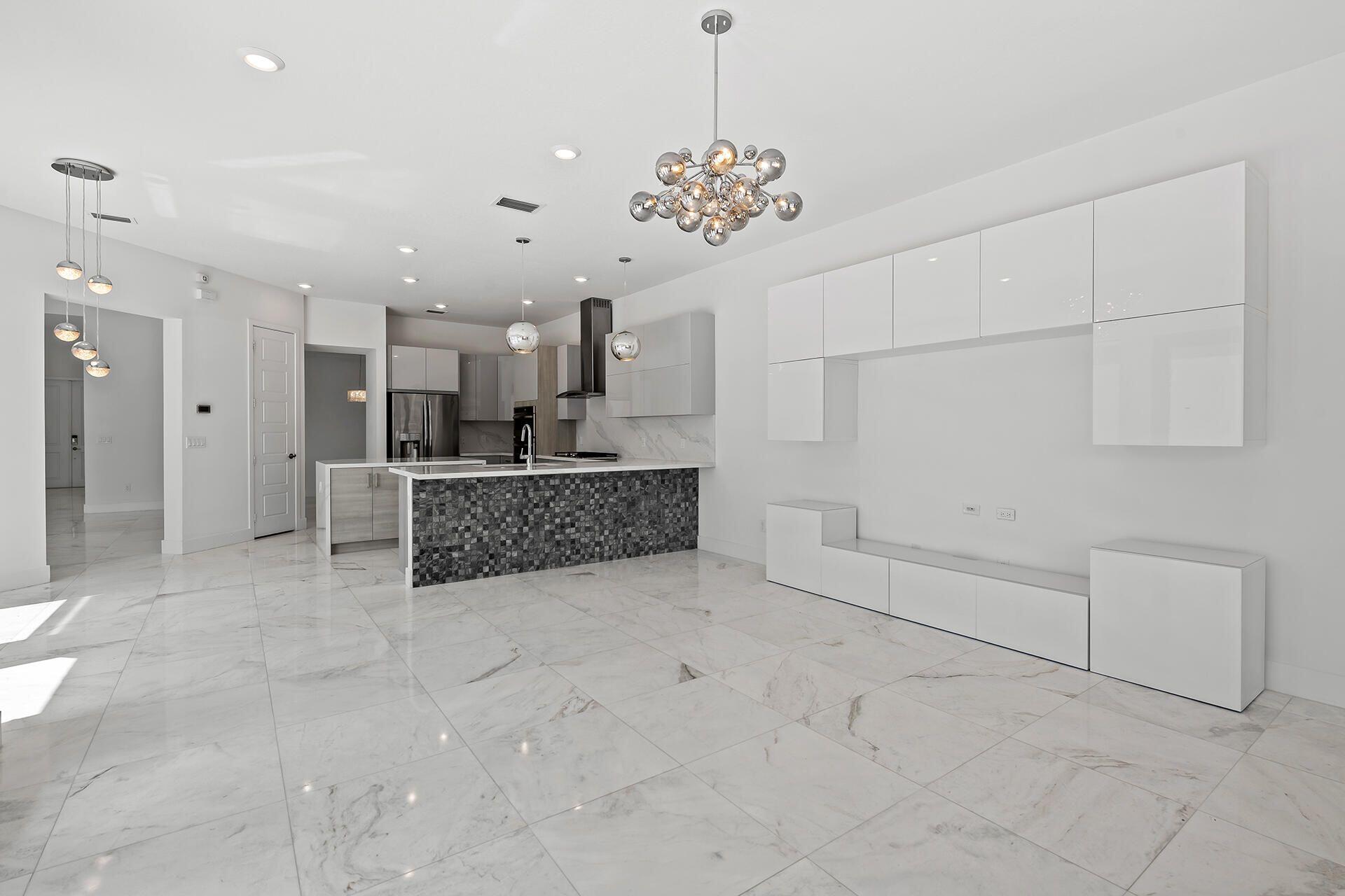 10510 Cobalt Court, Parkland