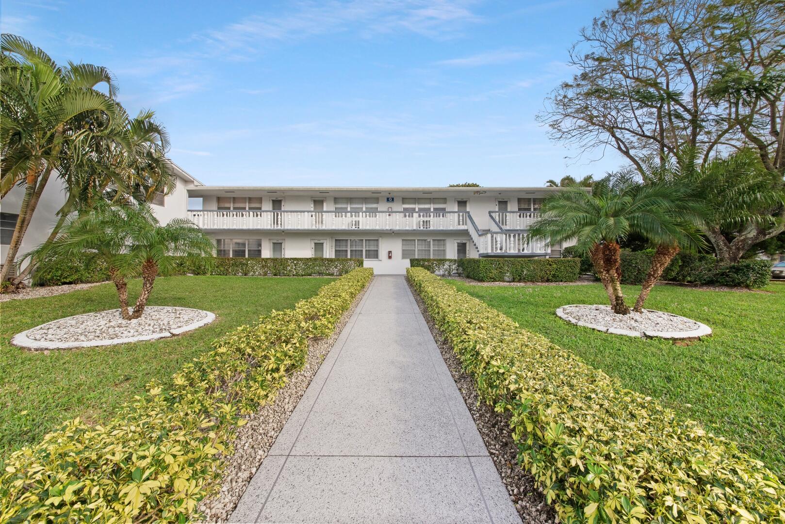 377 Windsor Q, West Palm Beach