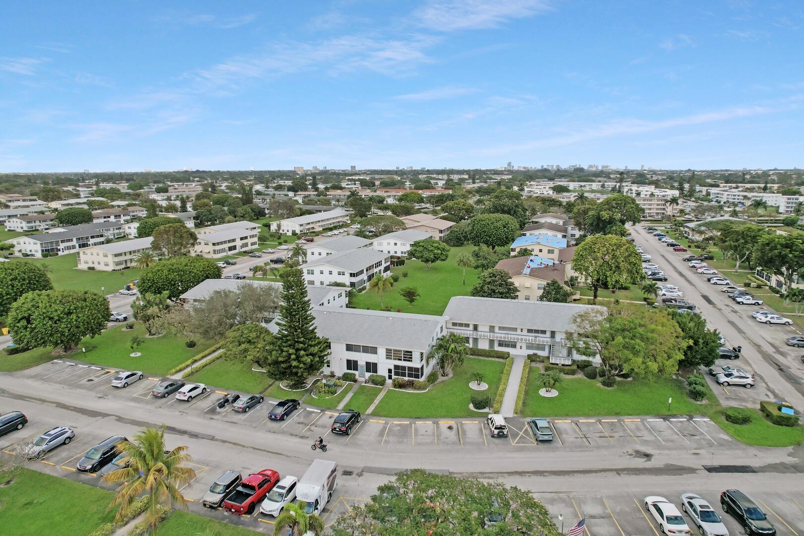 377 Windsor Q, West Palm Beach