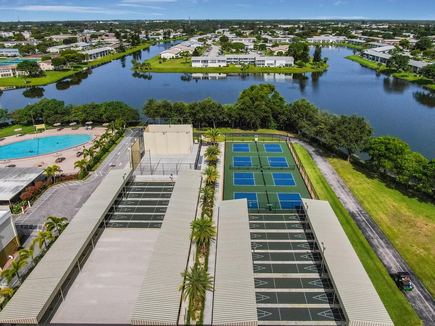 377 Windsor Q, West Palm Beach