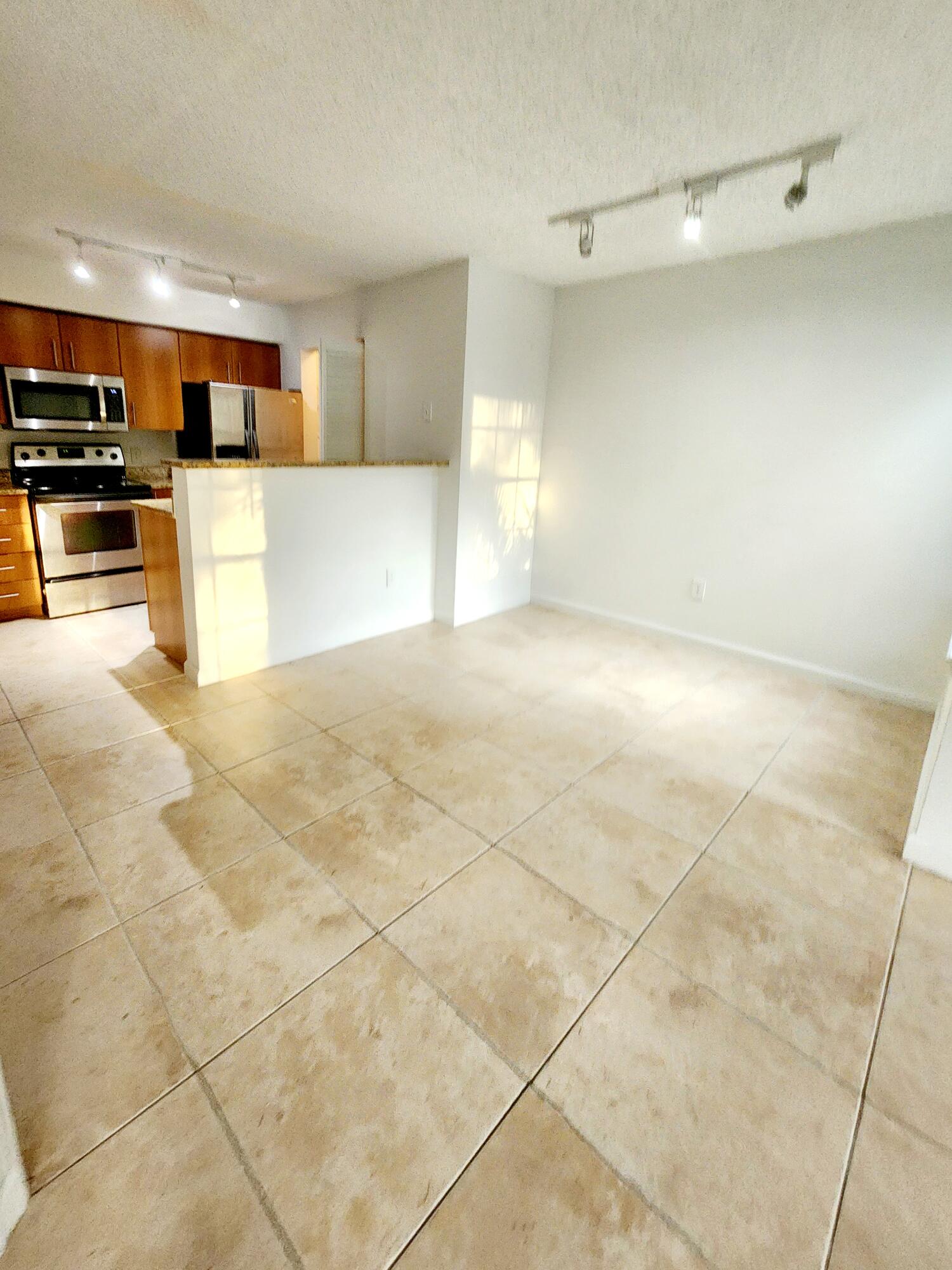 1020 Crystal Way F, Delray Beach Unit: F