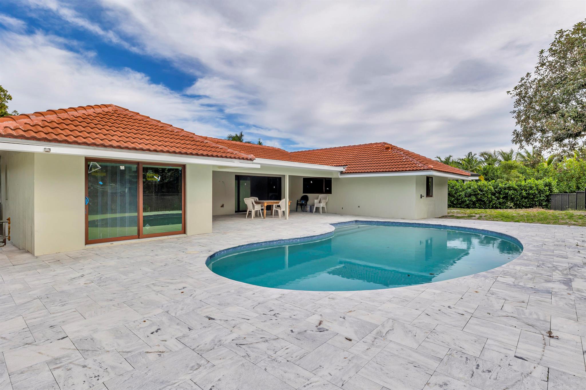 5924 Pinebrook Drive