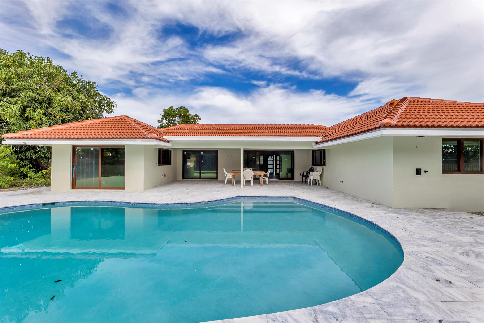 5924 Pinebrook Drive