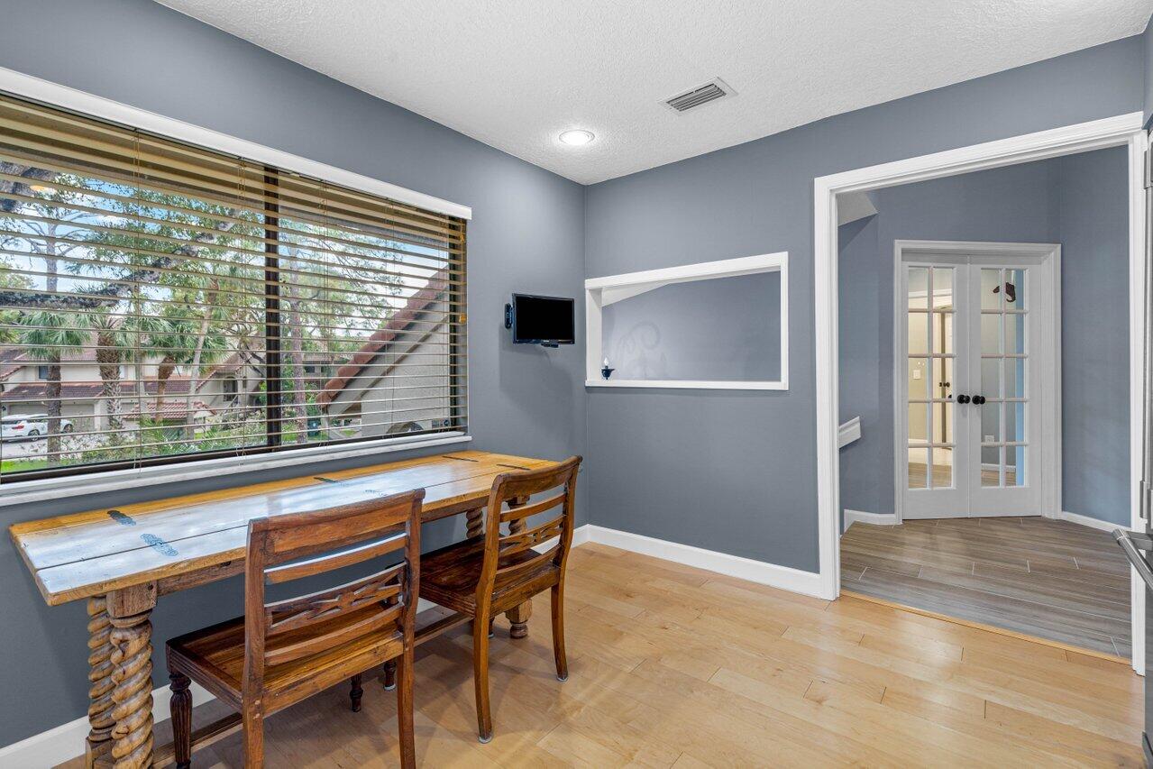5600 Coach House Circle H, Boca Raton Unit: H