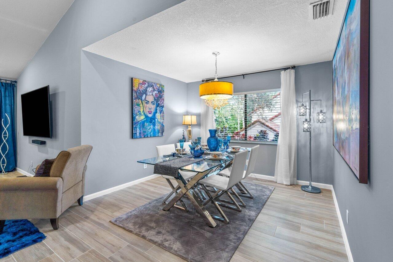 5600 Coach House Circle H, Boca Raton Unit: H