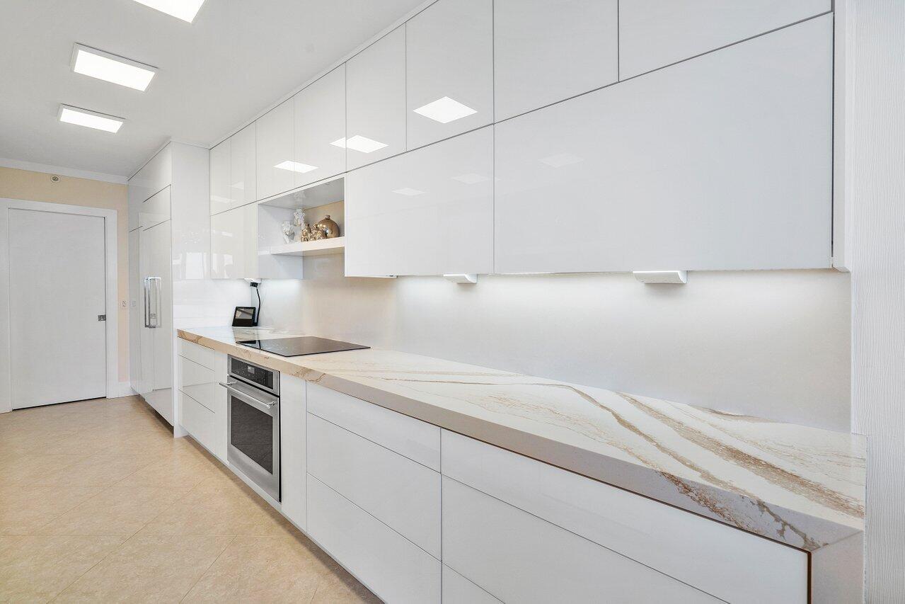 2000 N Ocean Boulevard 303, Boca Raton Unit: 303