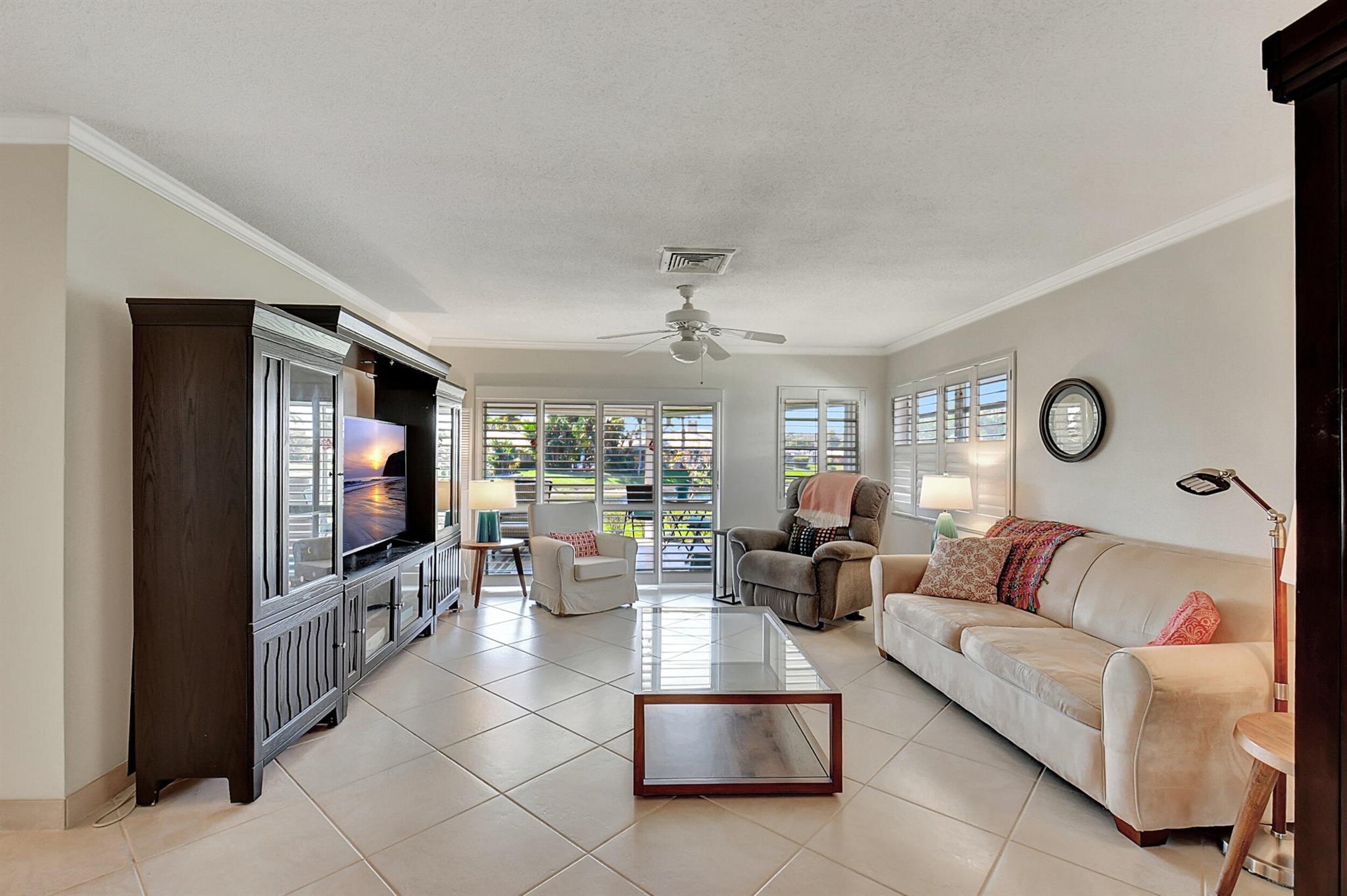 14 Slash Pine Drive