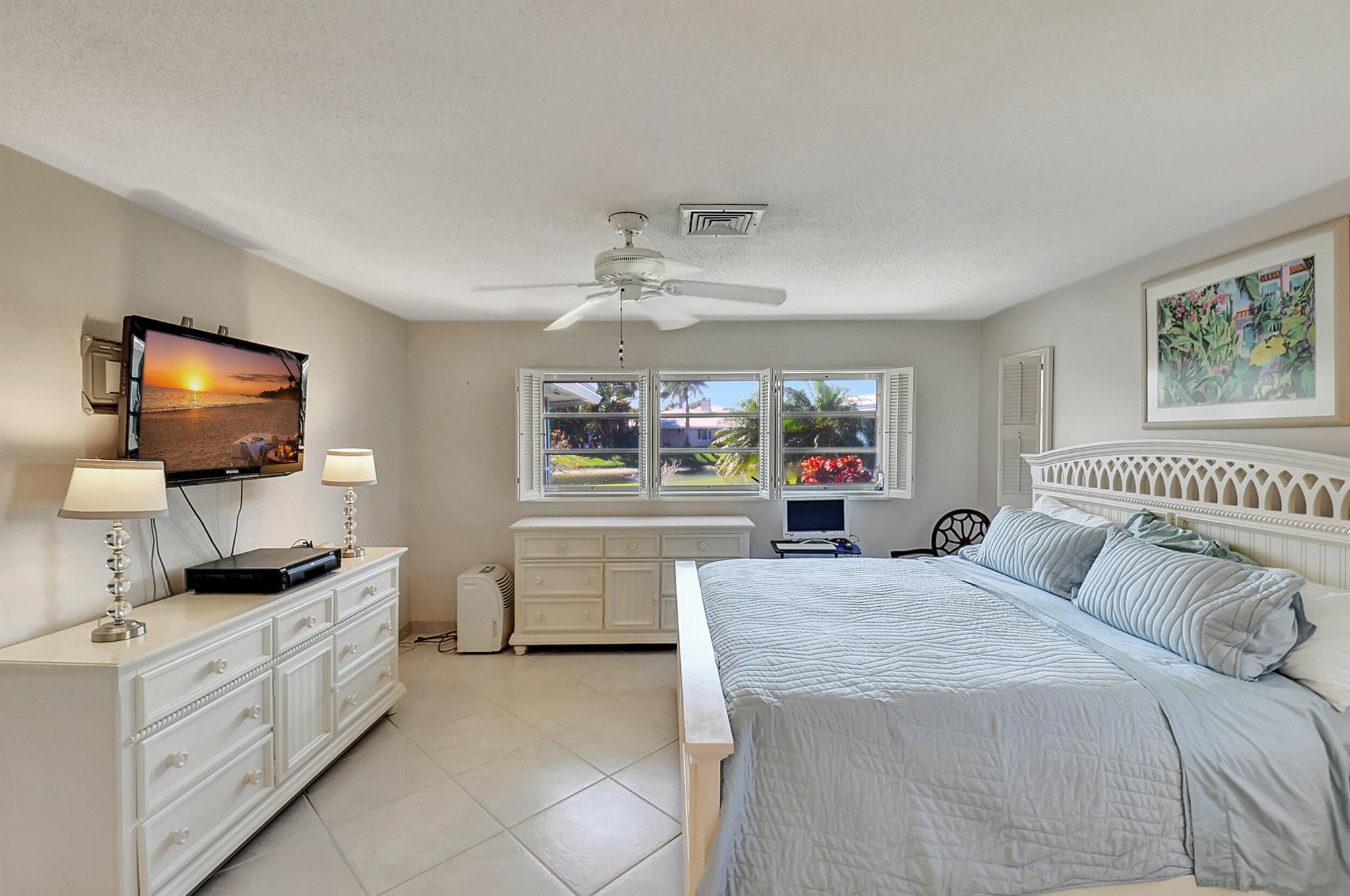 14 Slash Pine Drive