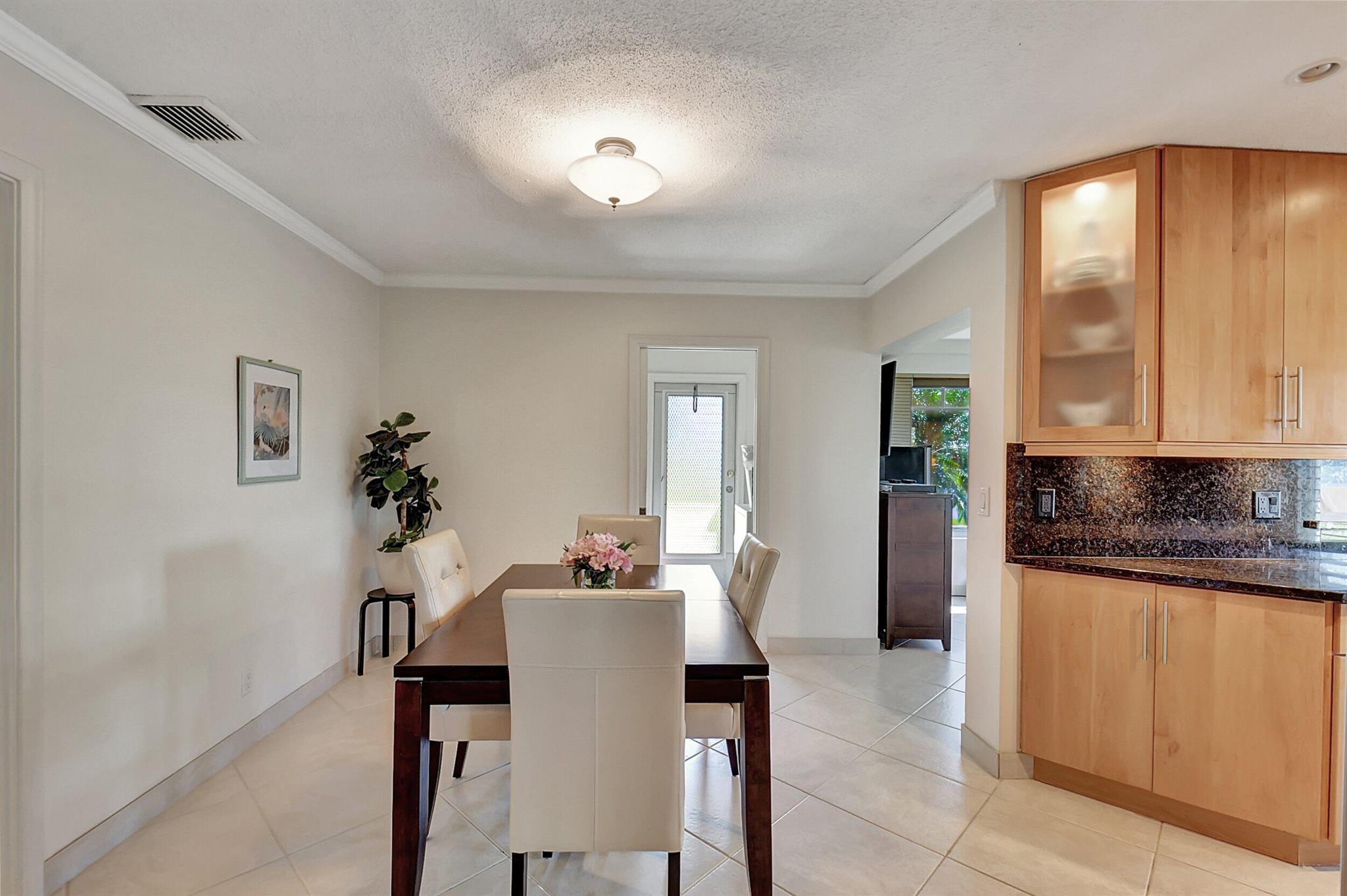 14 Slash Pine Drive