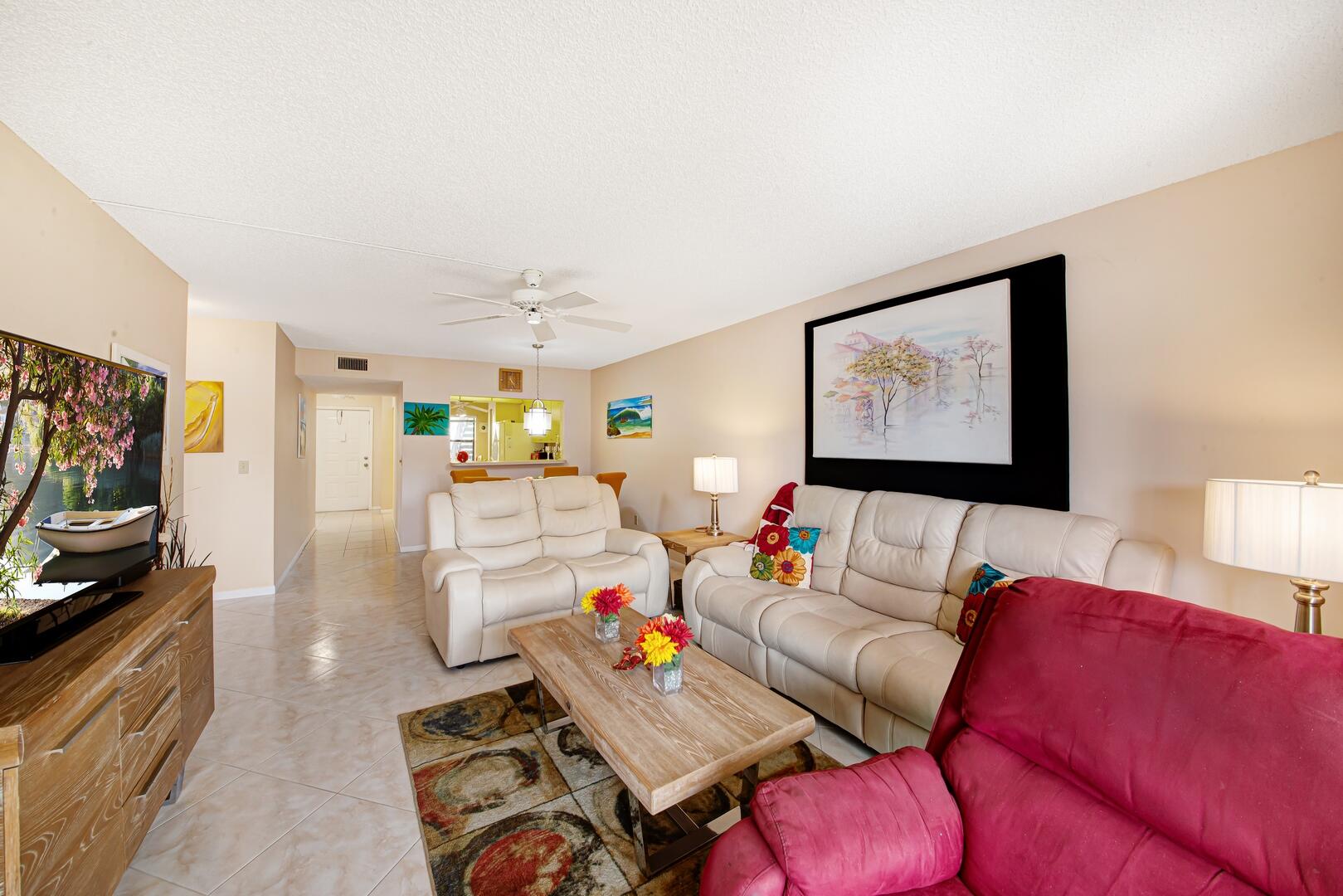 3528 Featherwood Drive 216, Lake Worth Unit: 216