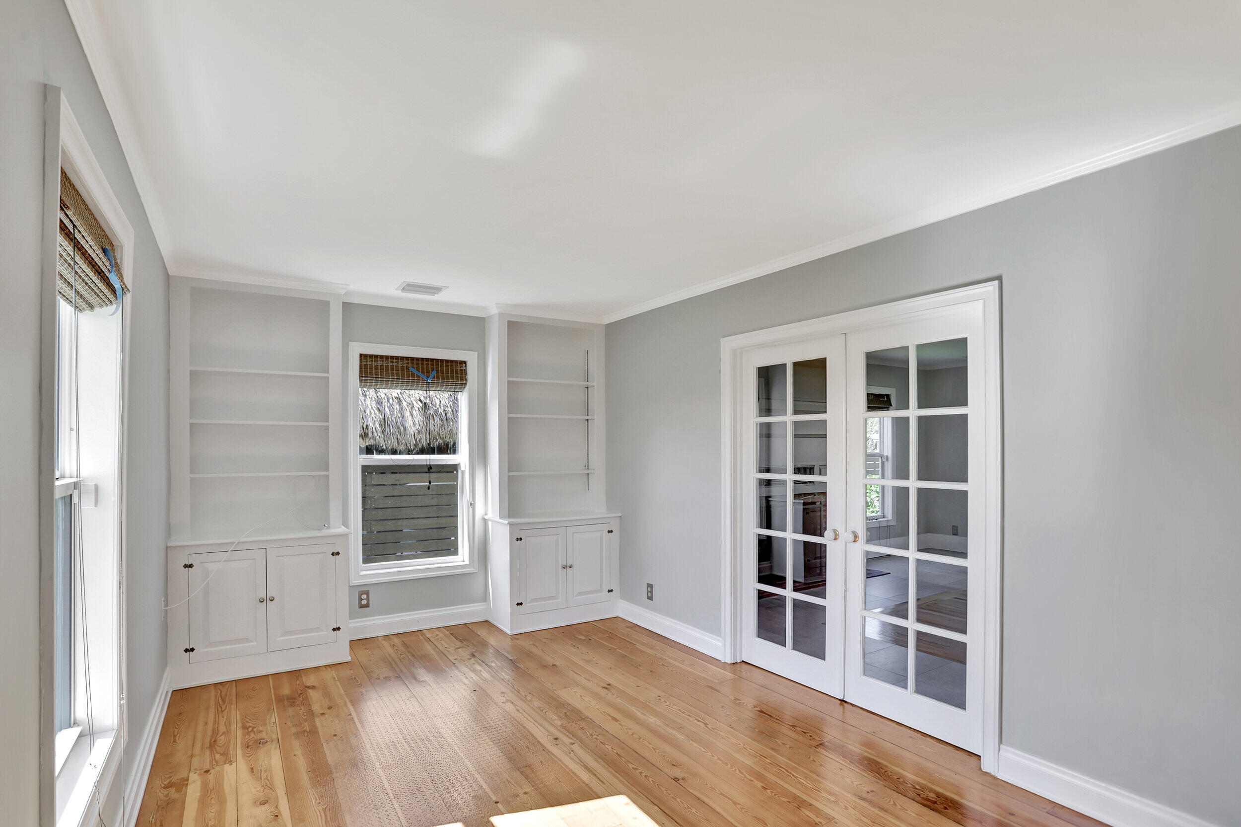 810 NE 4th Street, Deerfield Beach