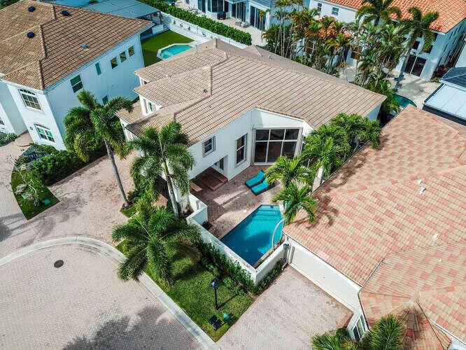 4303 NW 61st Lane
