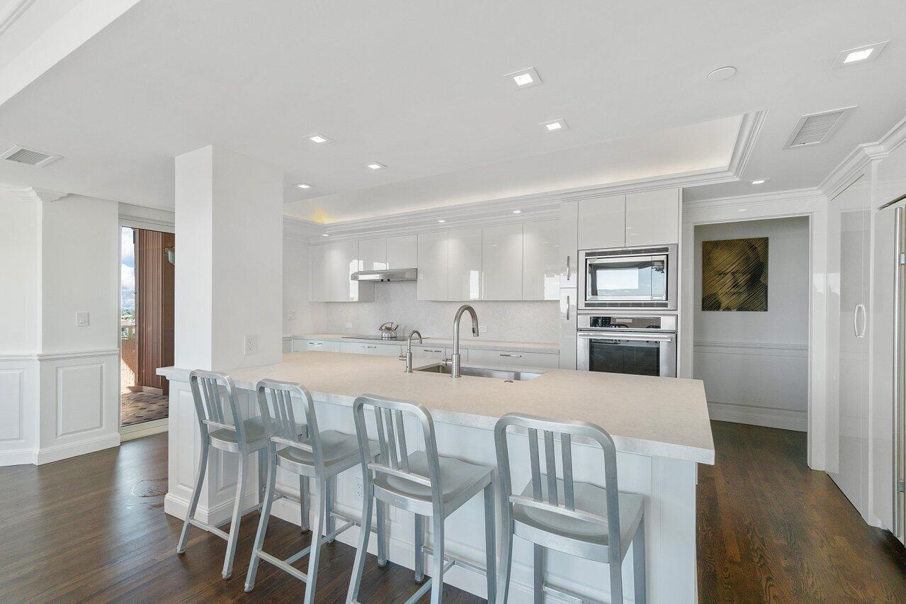 300 SE 5th Avenue, Ph-8100, Boca Raton Unit: Ph-8100
