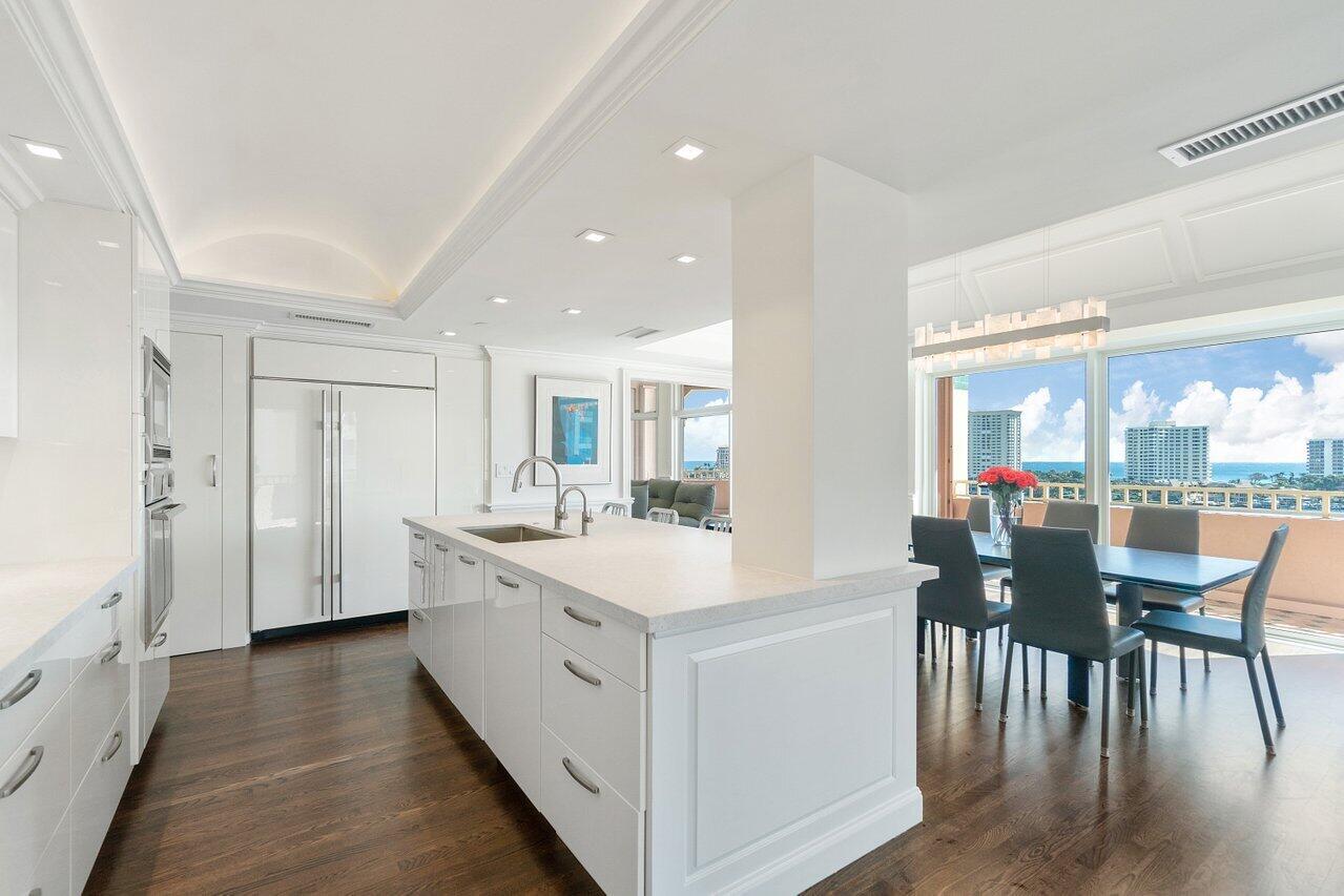 300 SE 5th Avenue, Ph-8100, Boca Raton Unit: Ph-8100
