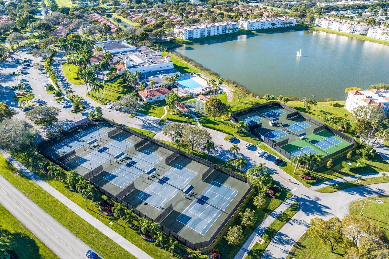 6136 Waldwick Circle, B, Delray Beach Unit: B