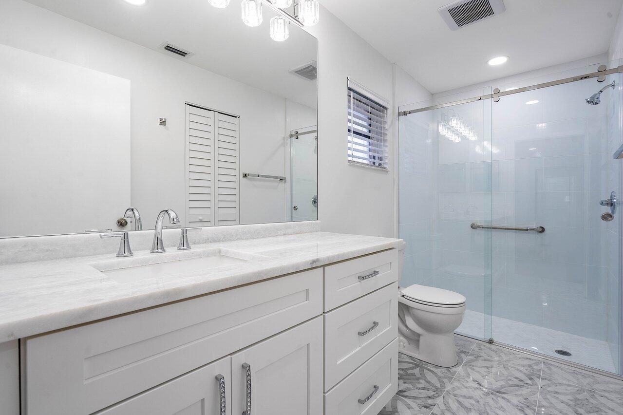 6136 Waldwick Circle, B, Delray Beach Unit: B