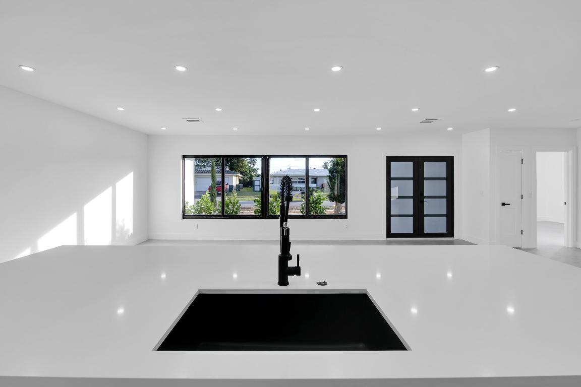 1099 SW 12th Street, Boca Raton