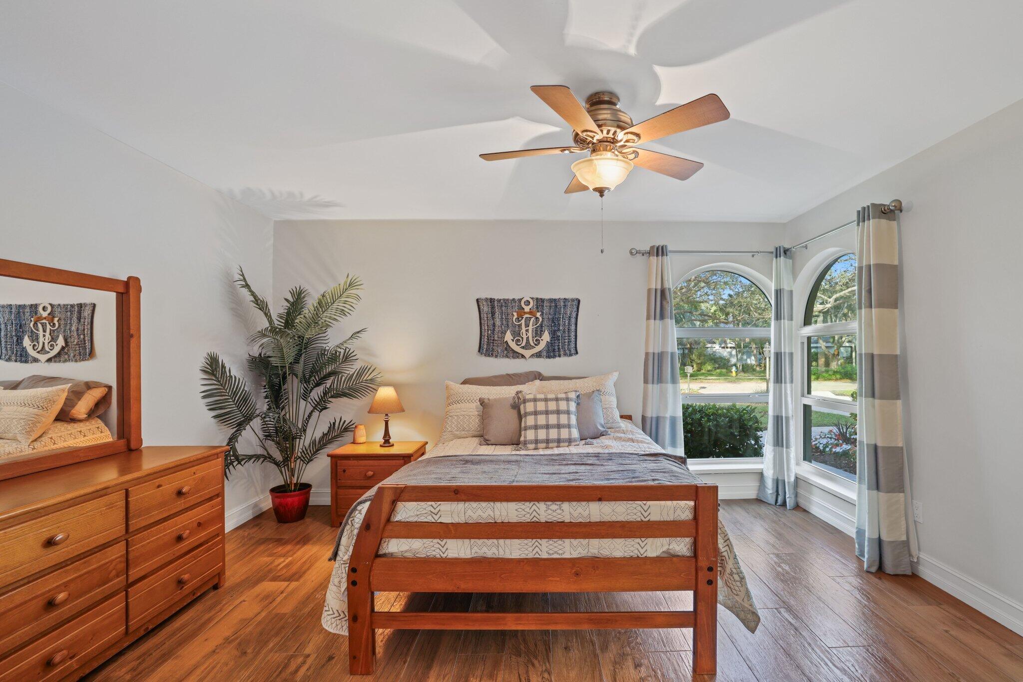 2225 Rabbit Hollowe Circle