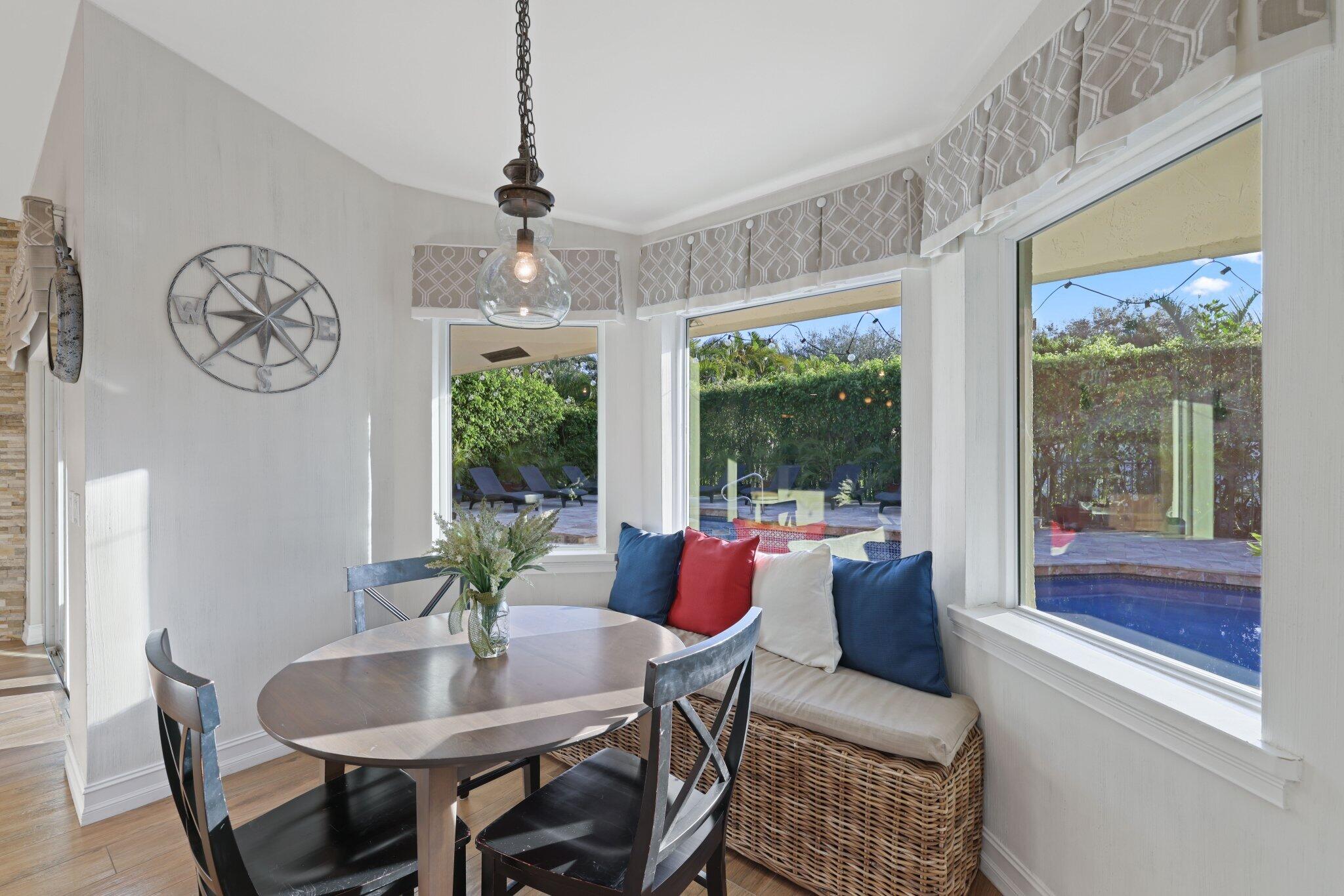 2225 Rabbit Hollowe Circle