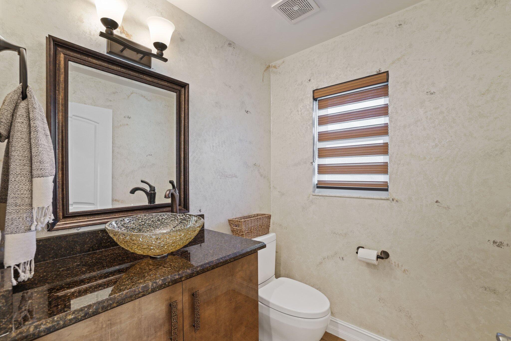 2225 Rabbit Hollowe Circle