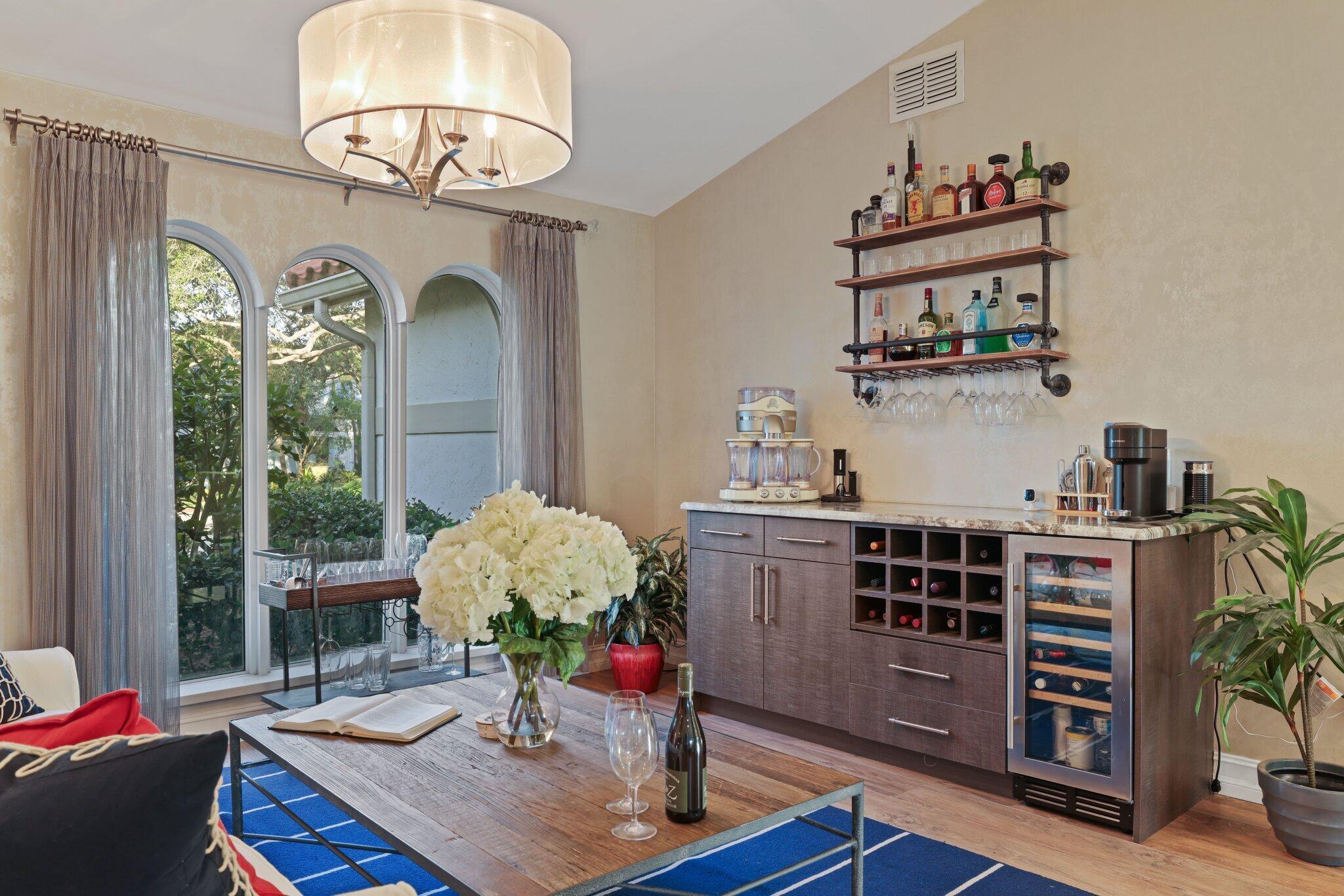 2225 Rabbit Hollowe Circle