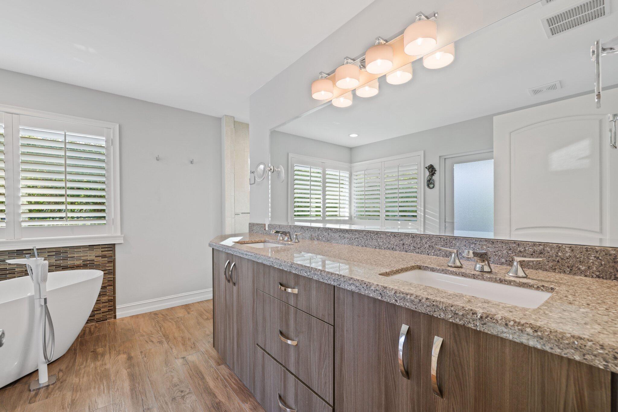 2225 Rabbit Hollowe Circle