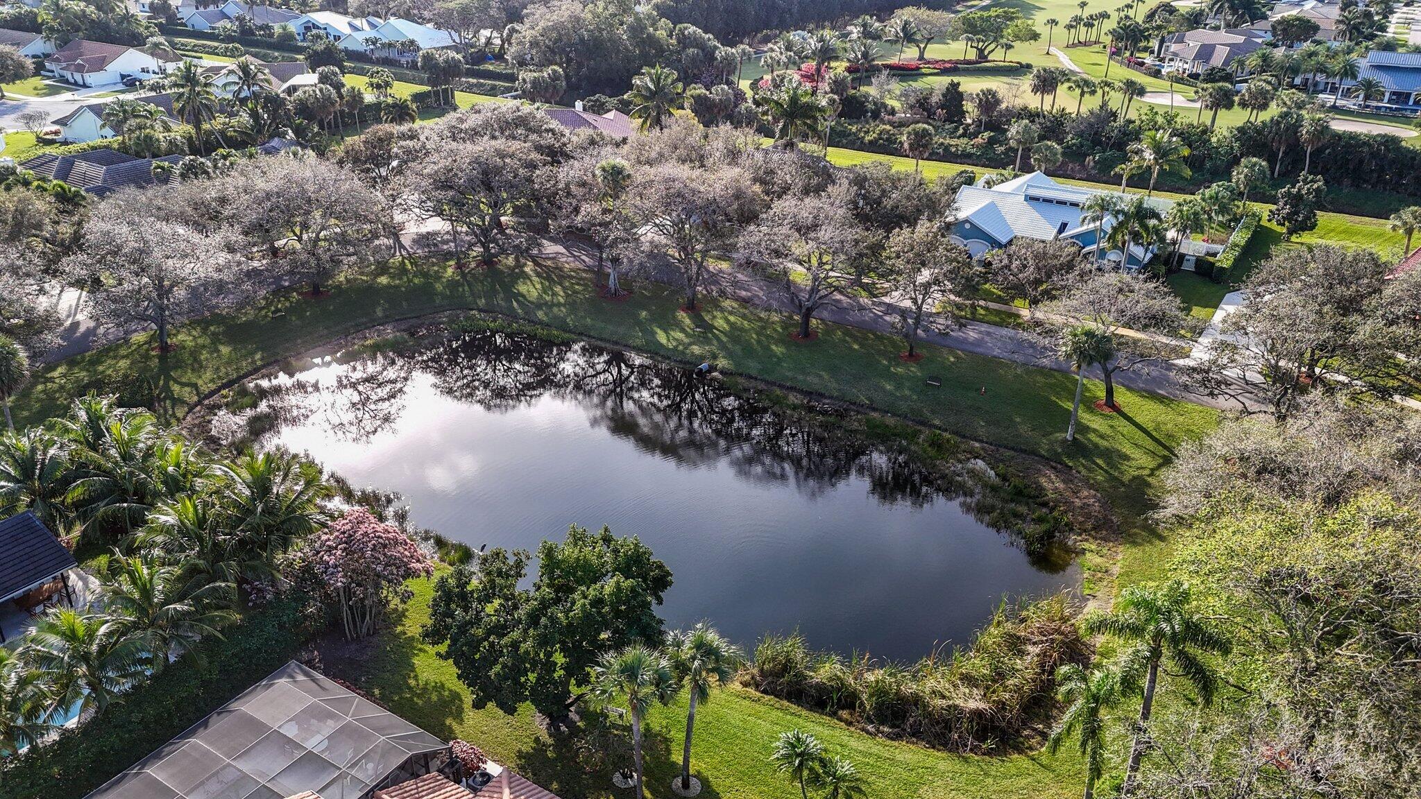 2225 Rabbit Hollowe Circle