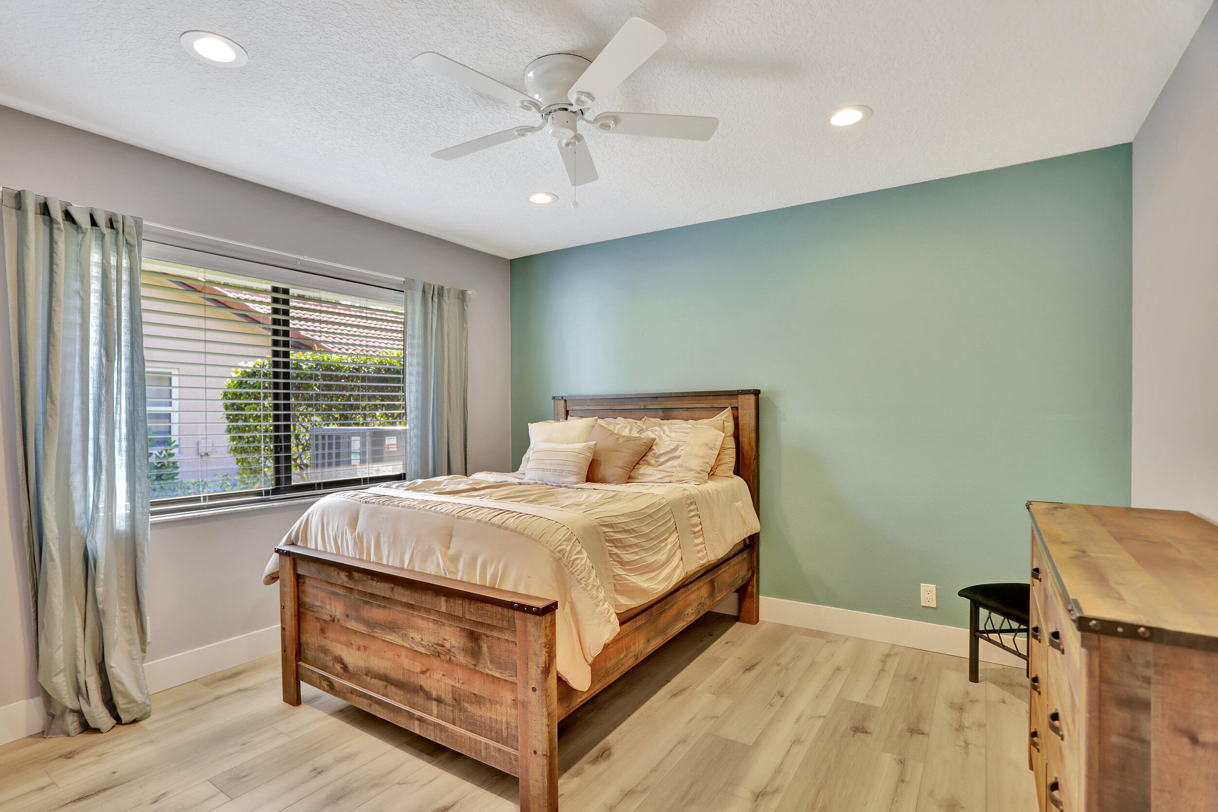 8815 NW 18th Street, Coral Springs