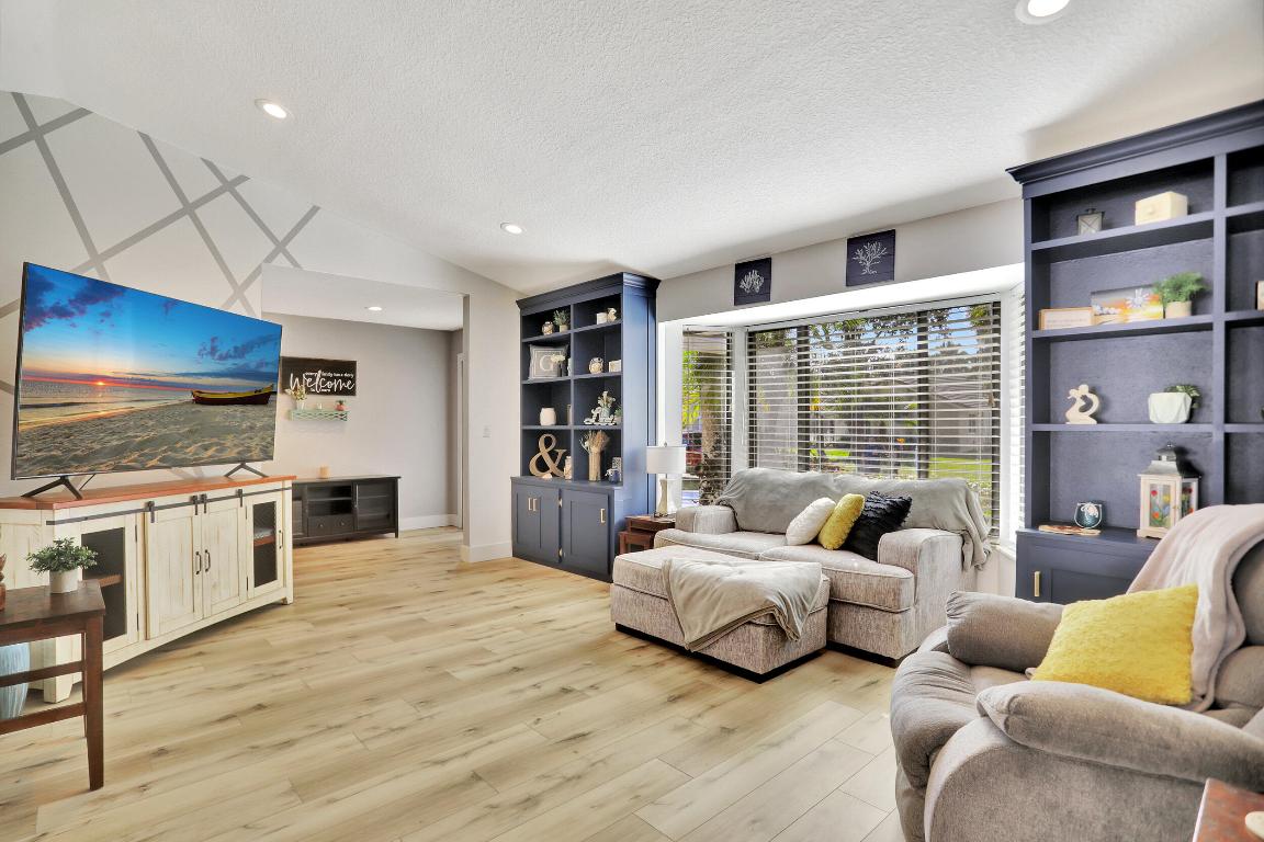 8815 NW 18th Street, Coral Springs