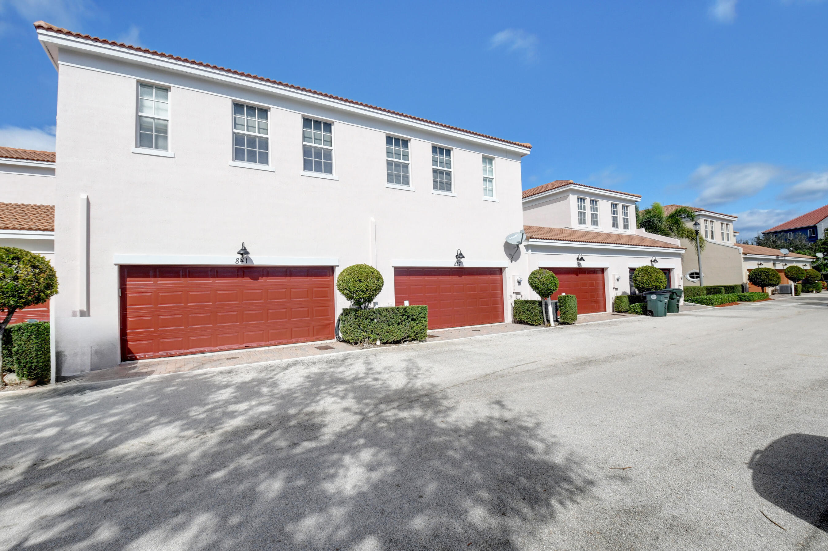837 NW 82nd Lane Lane, Boca Raton