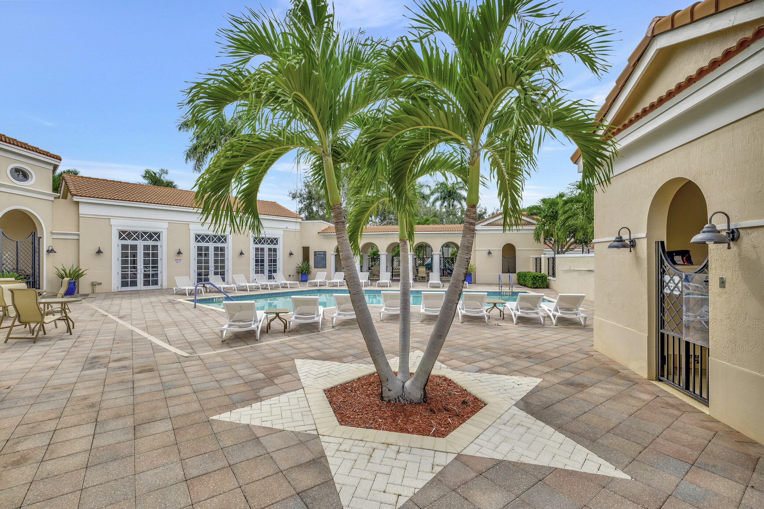 837 NW 82nd Lane Lane, Boca Raton