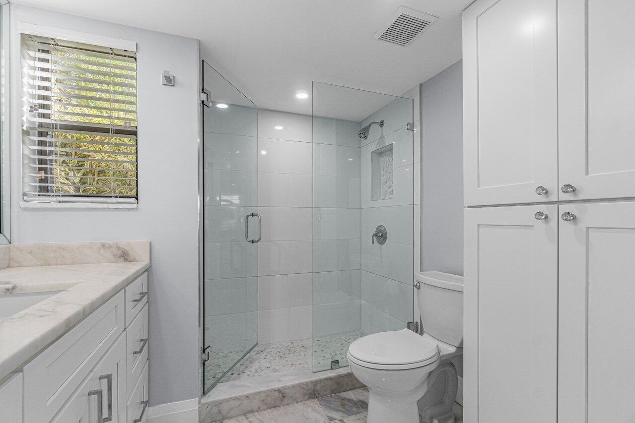 5900 Camino Del Sol 100, Boca Raton Unit: 100