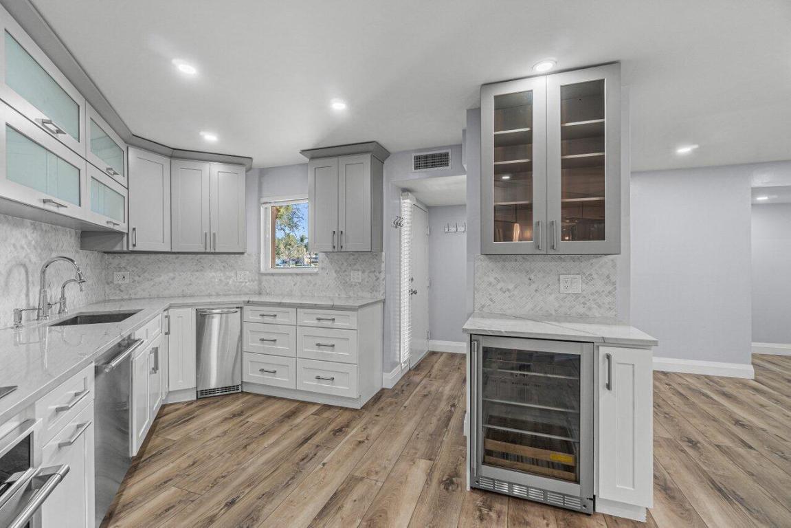 5900 Camino Del Sol 100, Boca Raton Unit: 100