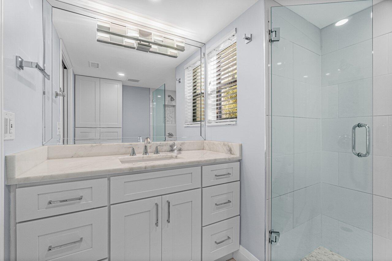 5900 Camino Del Sol 100, Boca Raton Unit: 100