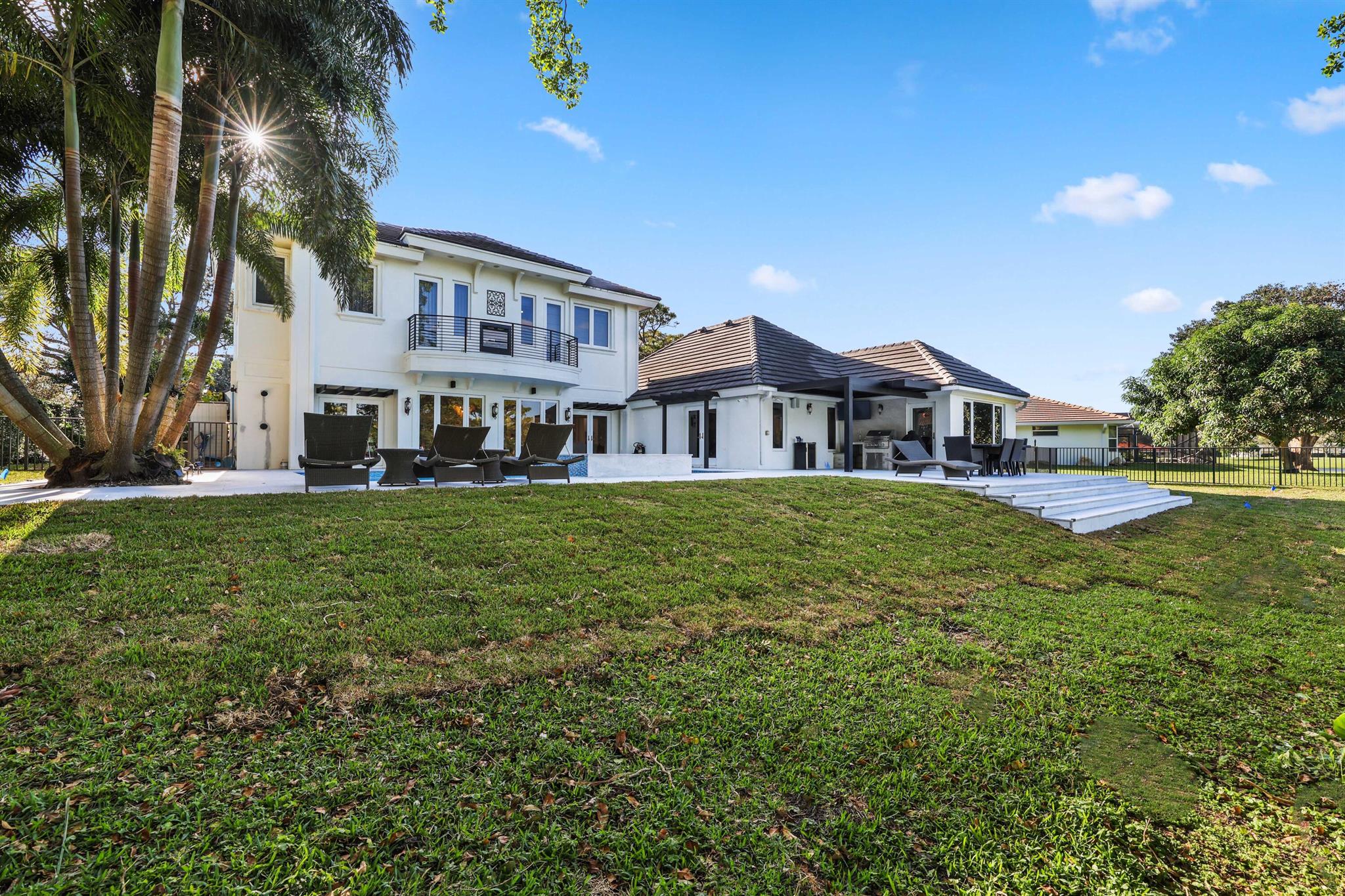 2149 NW 19th Way