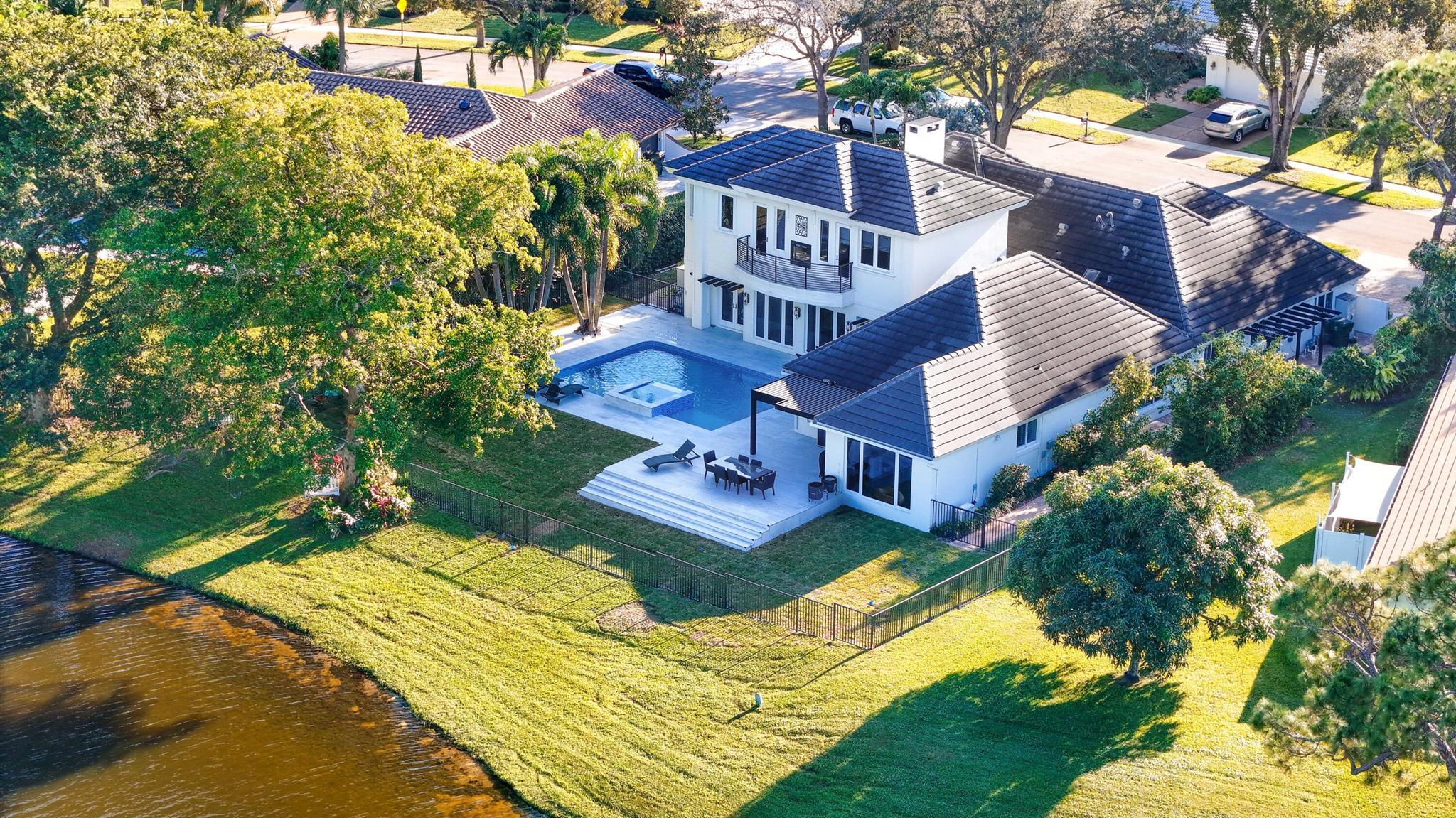 2149 NW 19th Way
