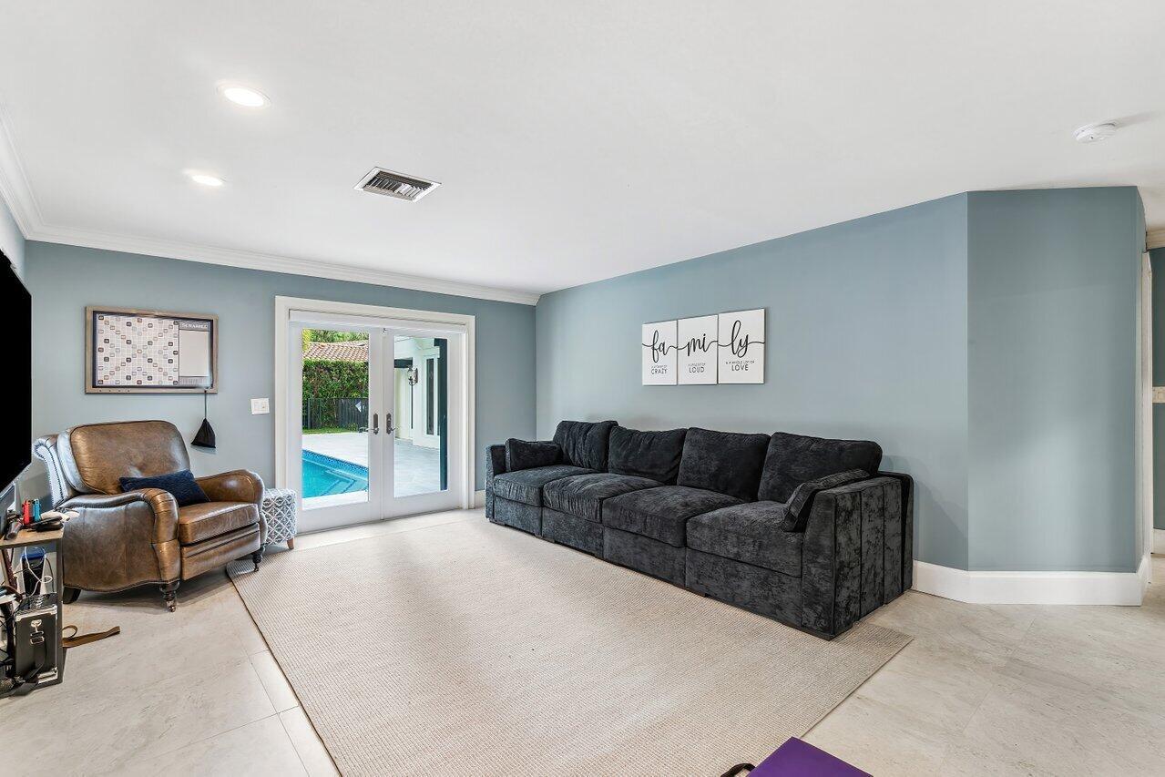 2149 NW 19th Way